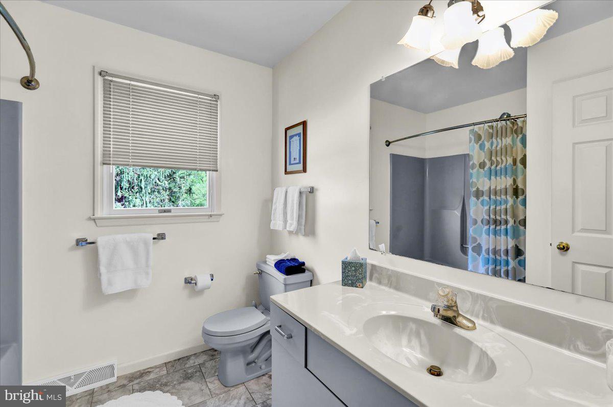 WILSHIRE MEADOWS - Residential