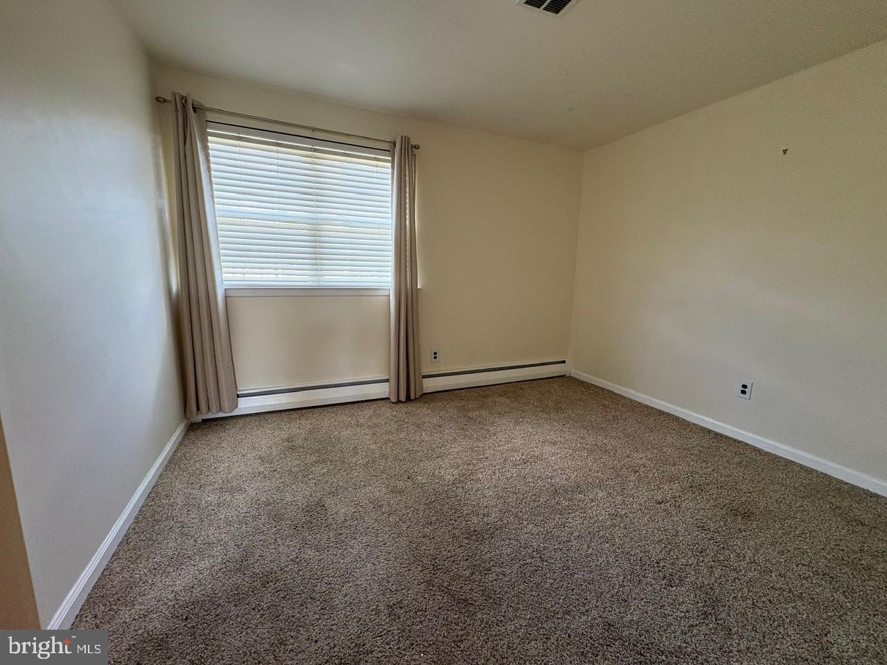 KING OF PRUSSIA - Residential