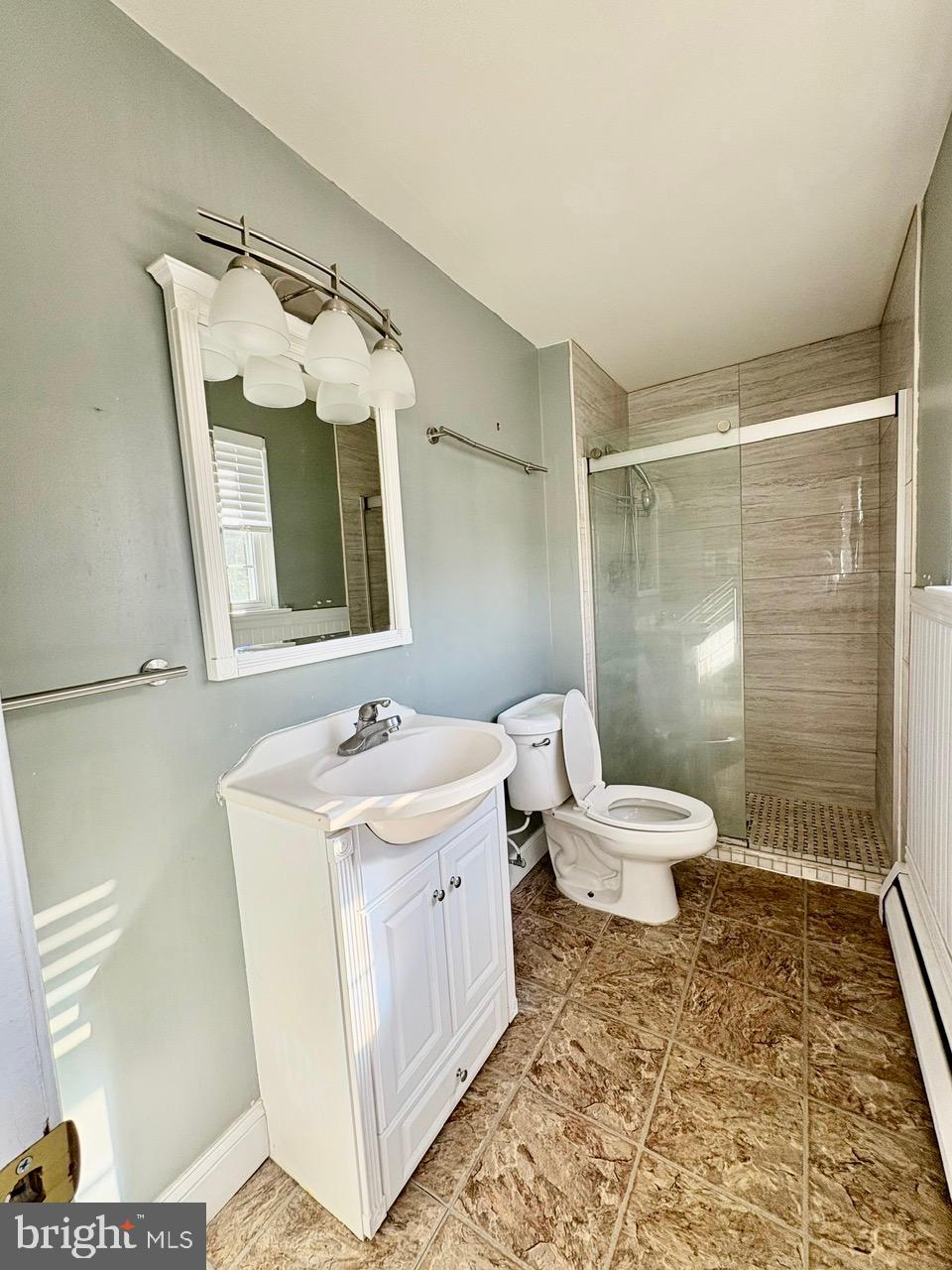 KING OF PRUSSIA - Residential
