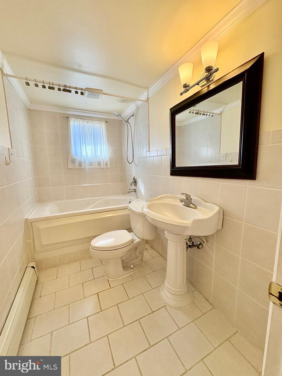 KING OF PRUSSIA - Residential