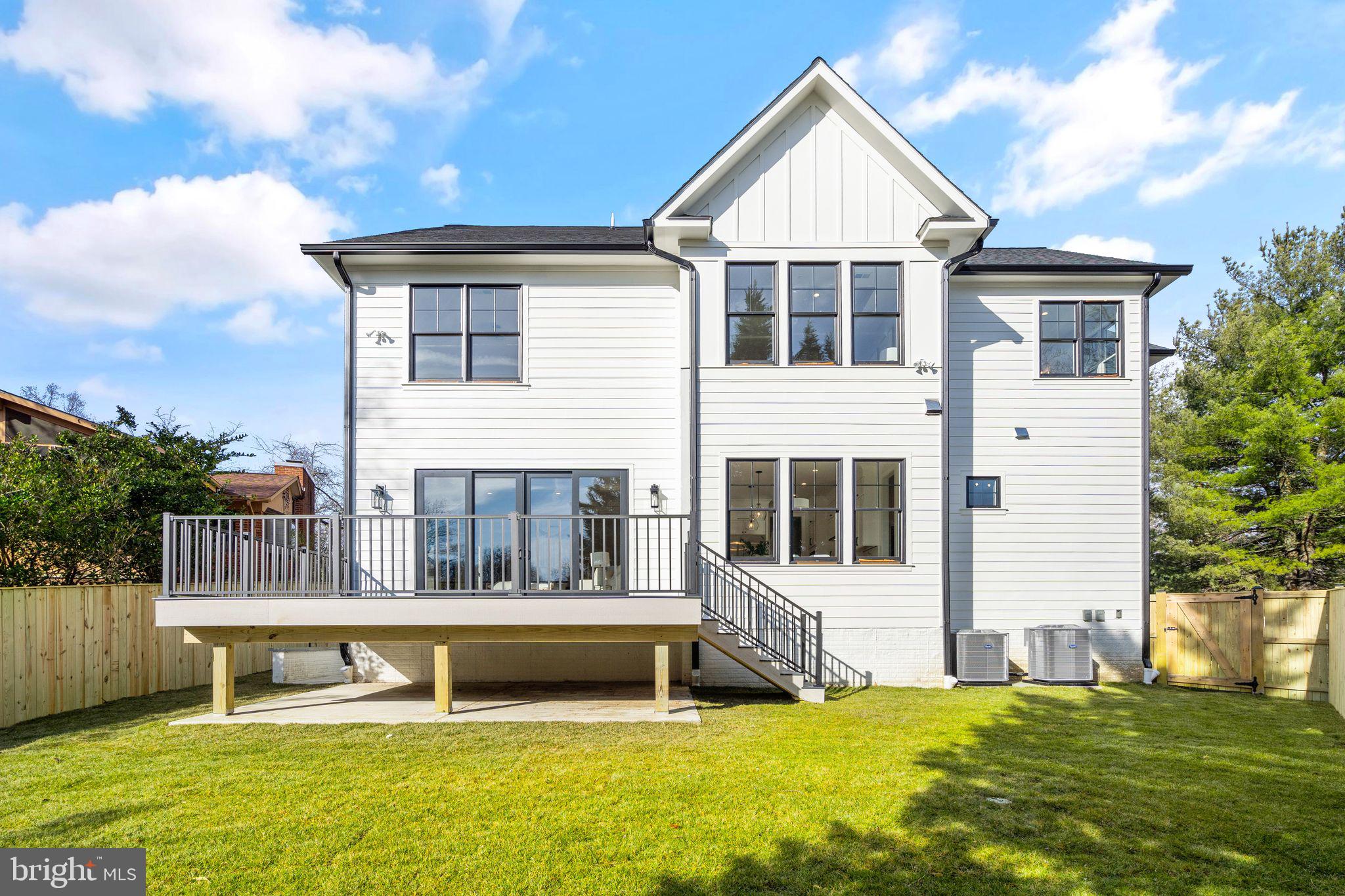 MERRIMACK PARK - Residential
