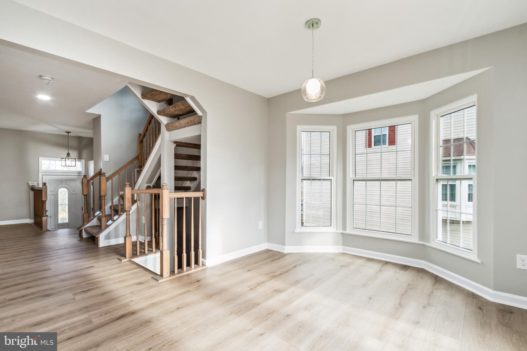 ASHBURN FARM - Residential