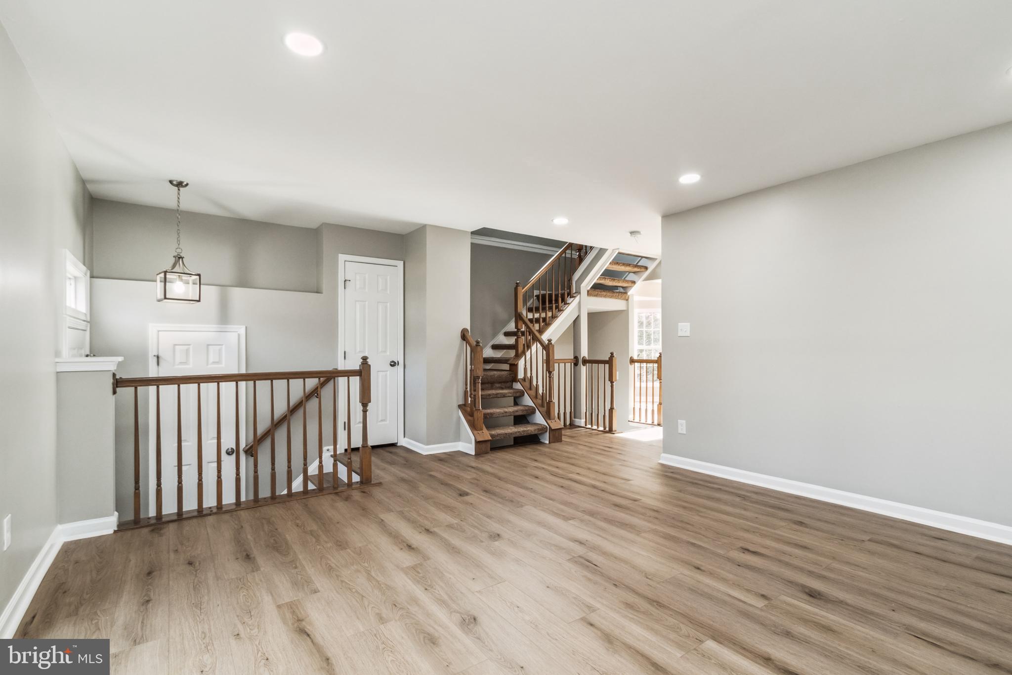 ASHBURN FARM - Residential