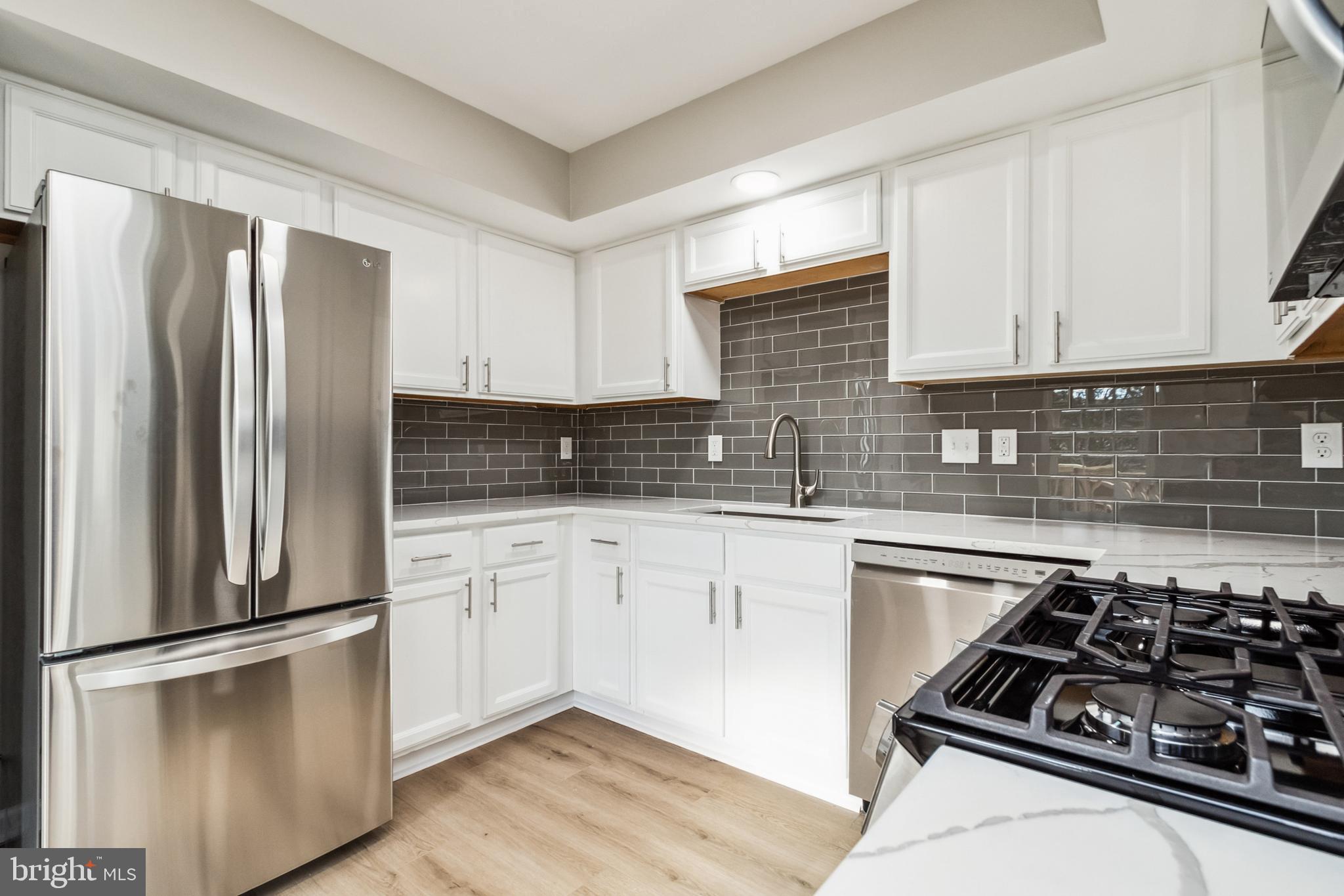 ASHBURN FARM - Residential