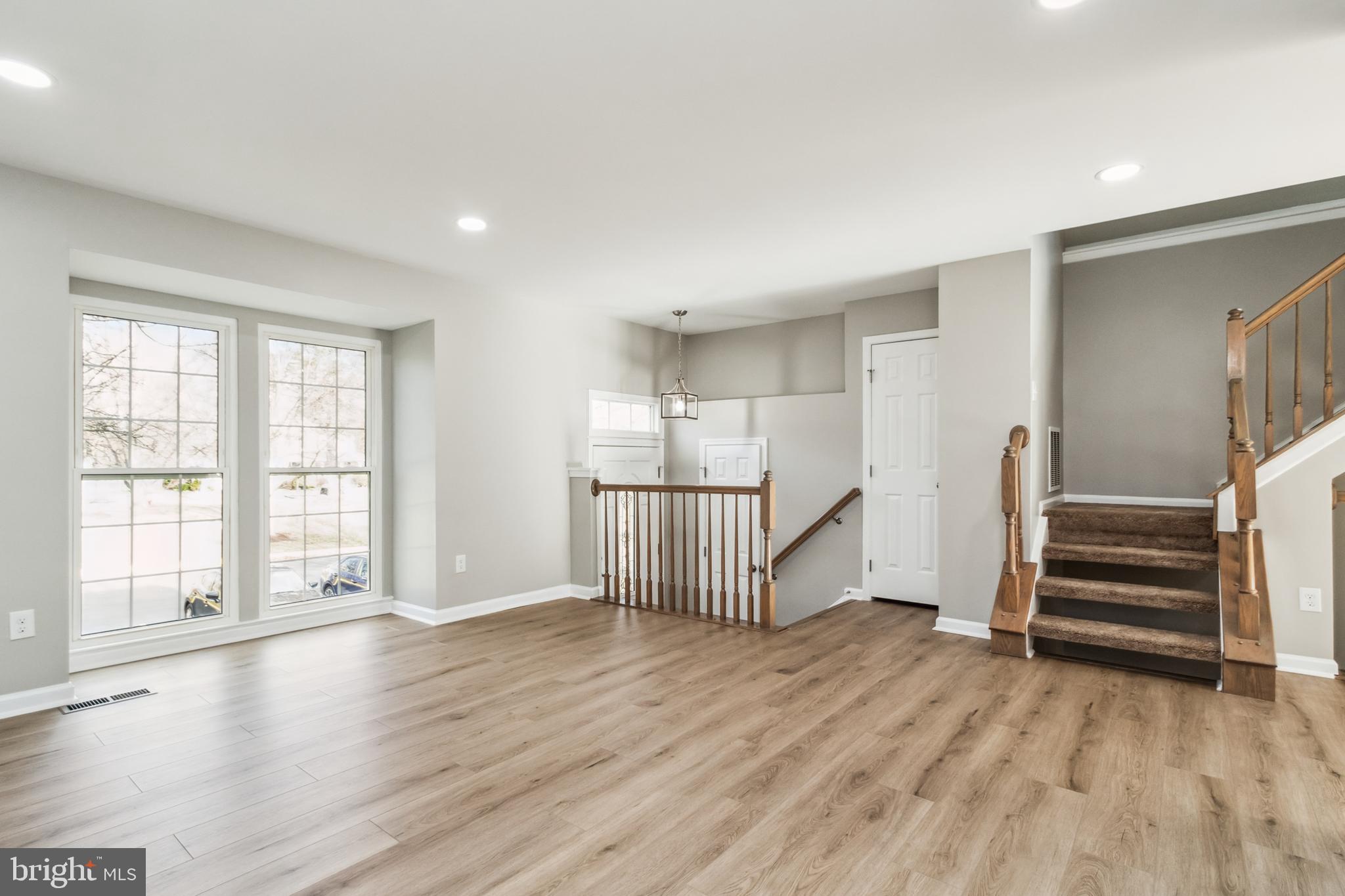 ASHBURN FARM - Residential