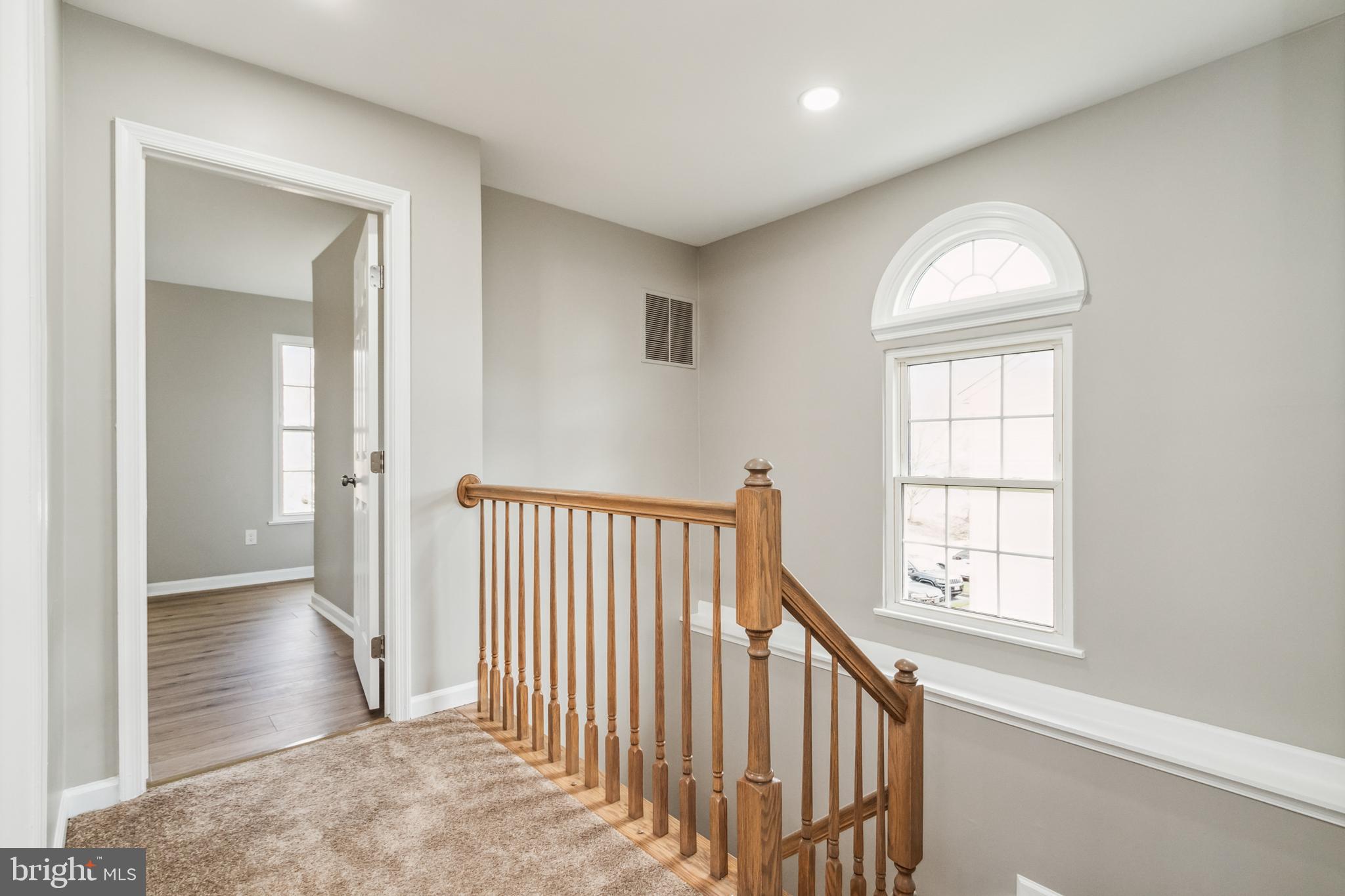 ASHBURN FARM - Residential