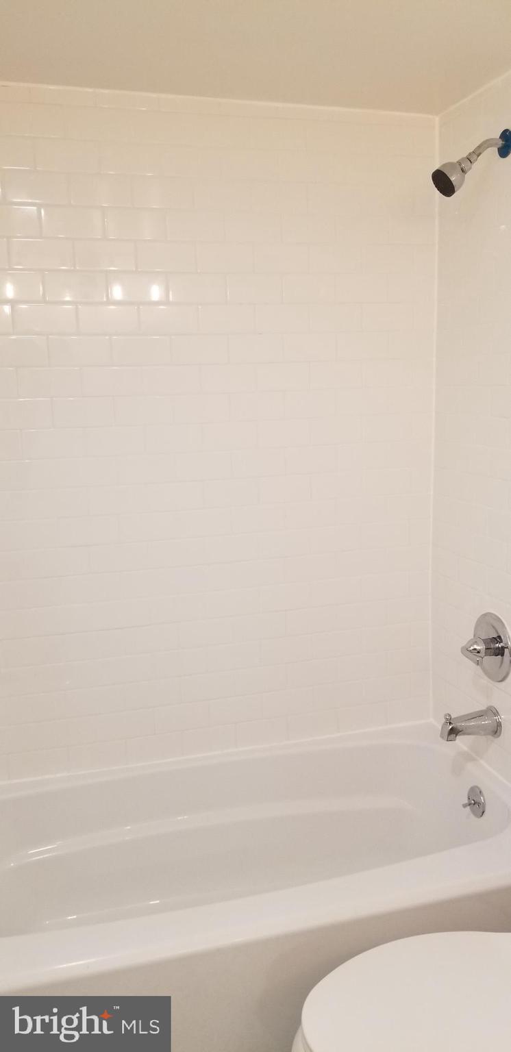 WESTCHESTER WEST - Residential Lease