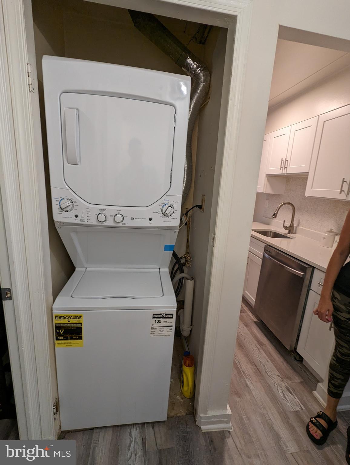 WESTCHESTER WEST - Residential Lease