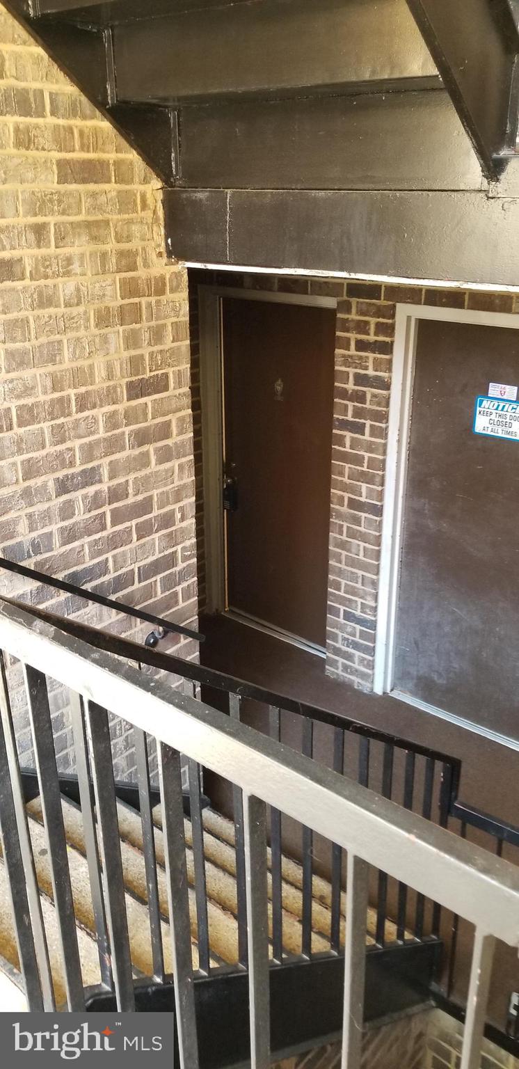 WESTCHESTER WEST - Residential Lease