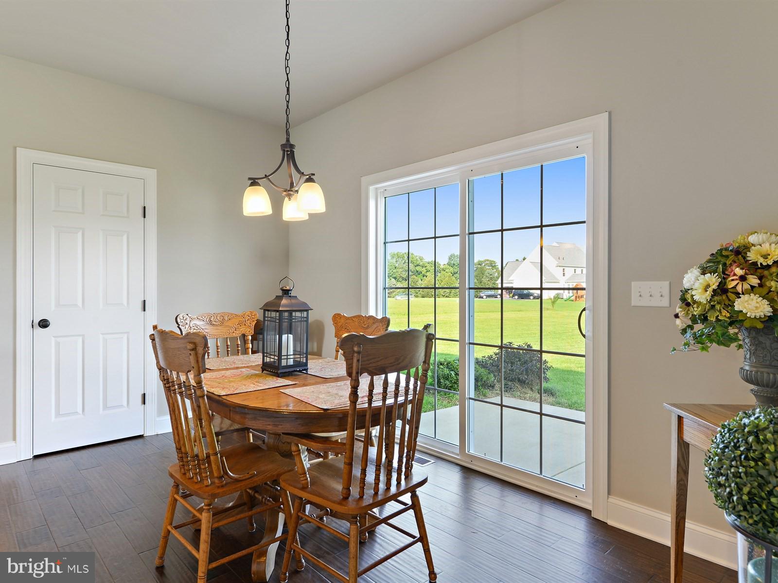 STEELE RIDGE - Residential