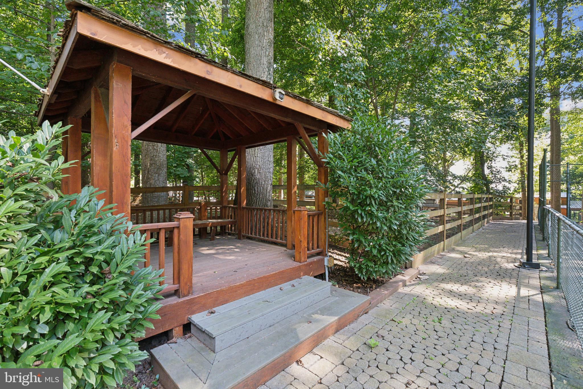 BEALLMOUNT GROVE - Residential