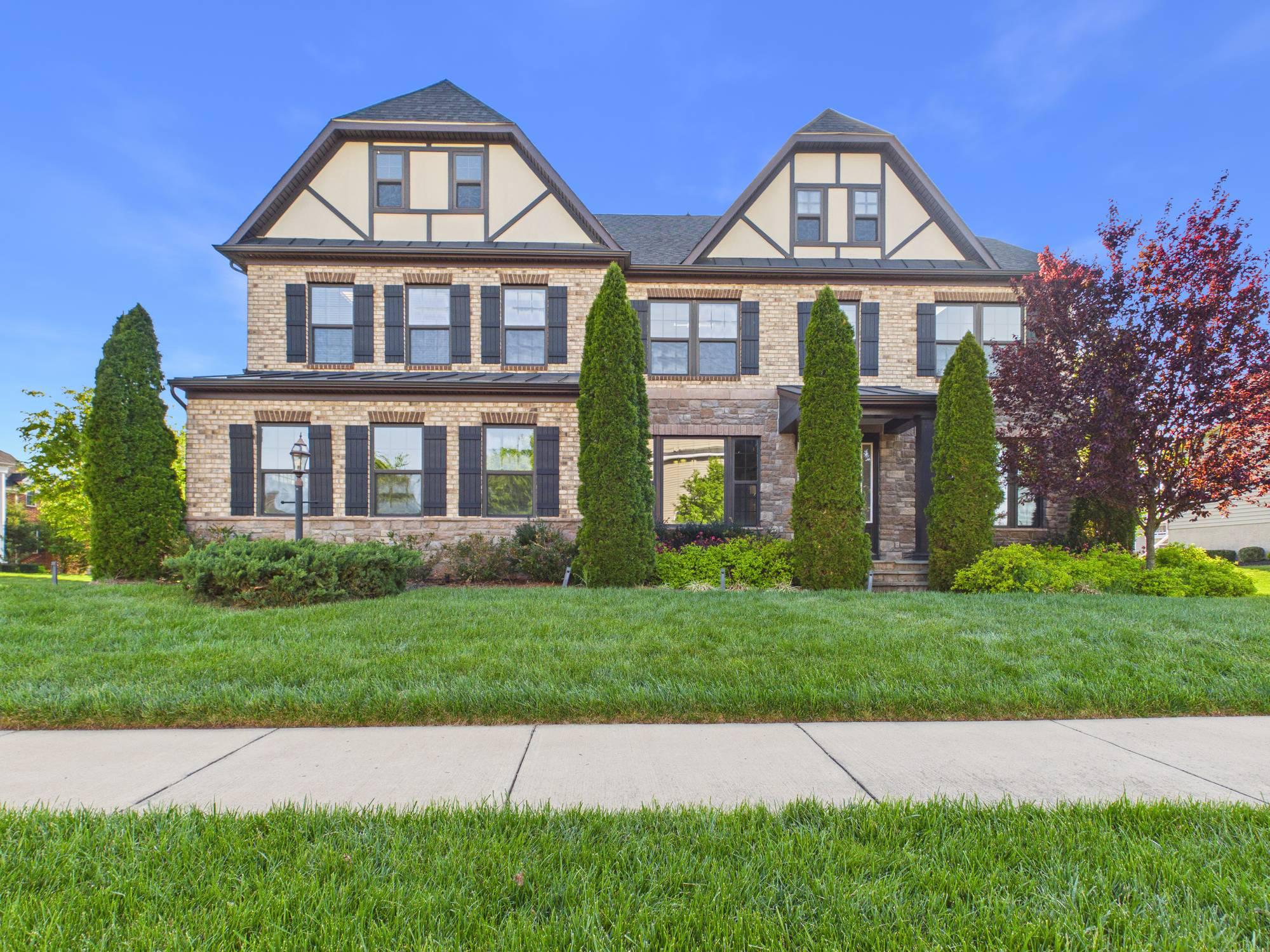 MARBURY - Residential