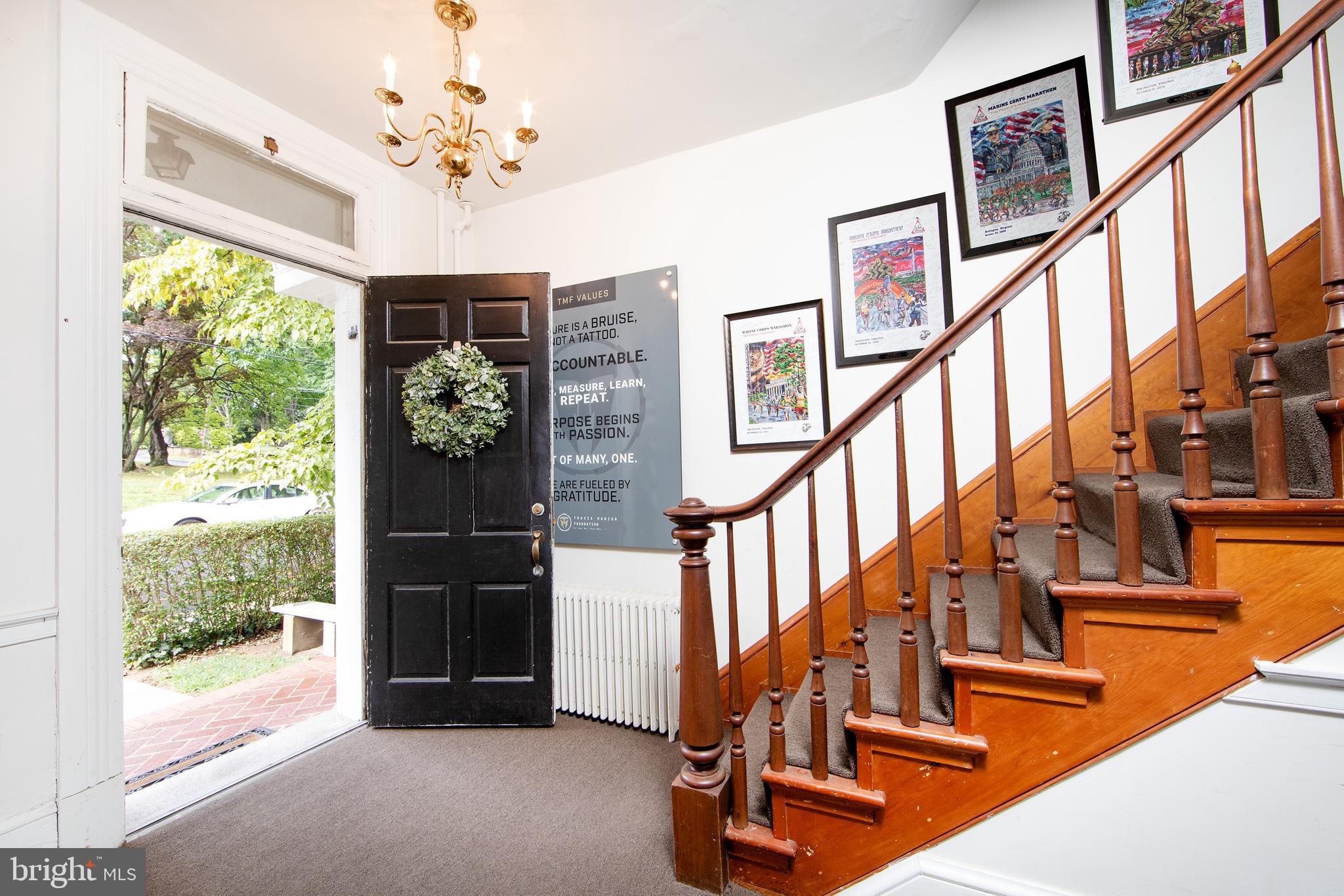 DOYLESTOWN BORO - Commercial Sale