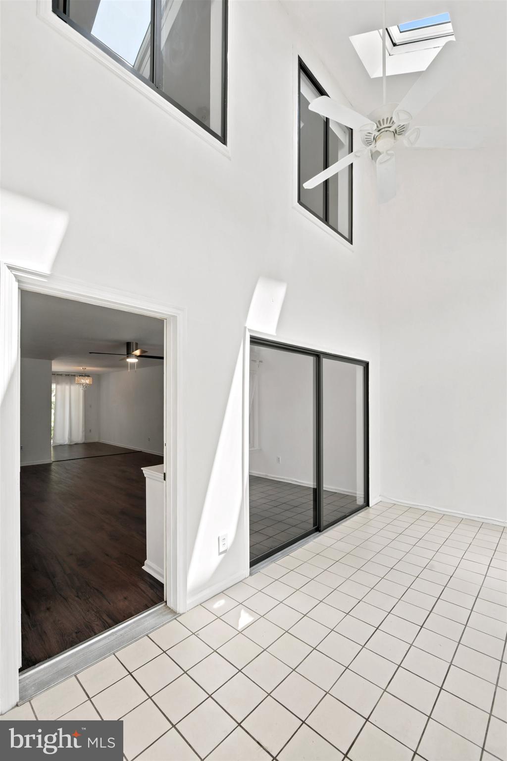 LANDMARK - Residential