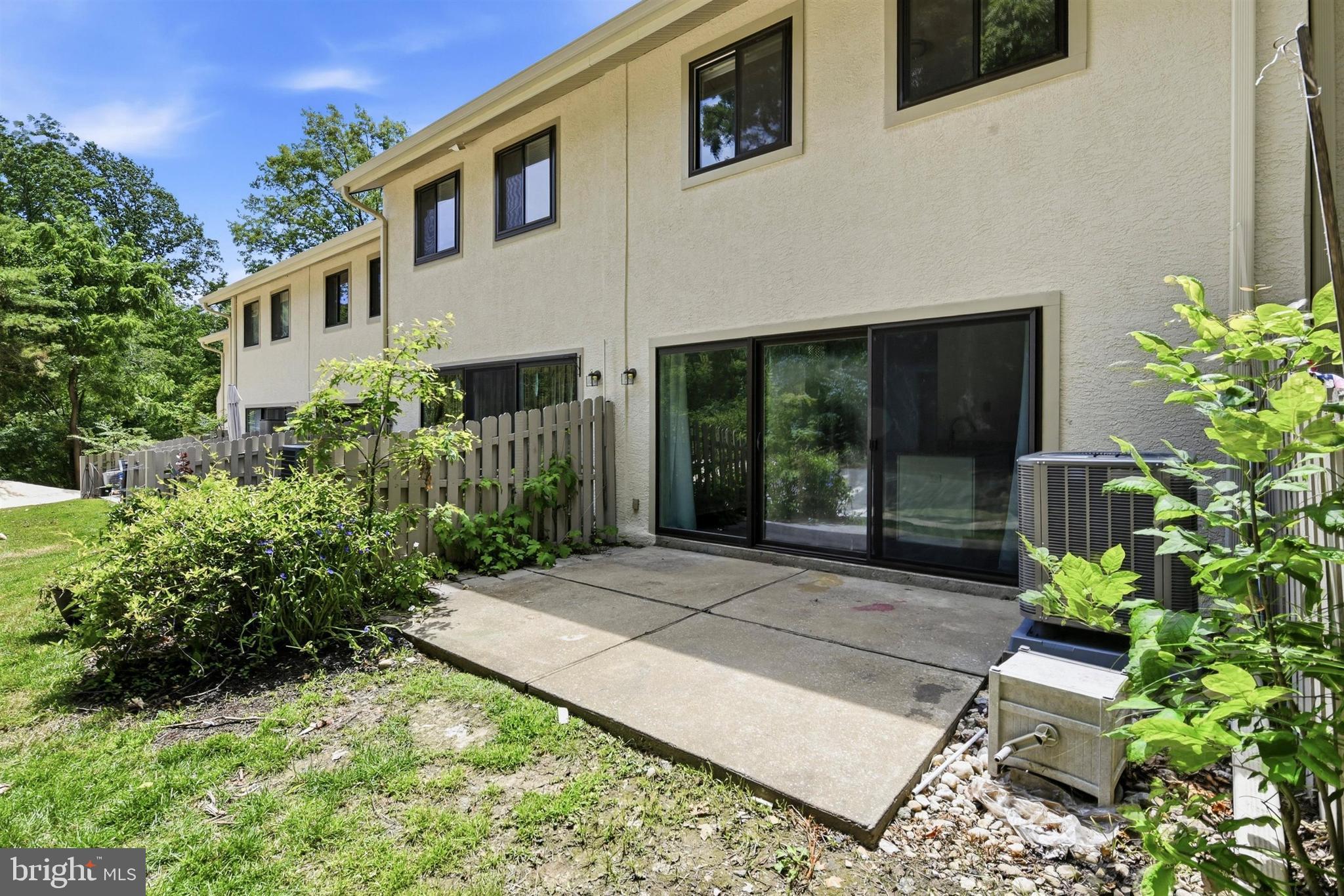 LANDMARK - Residential