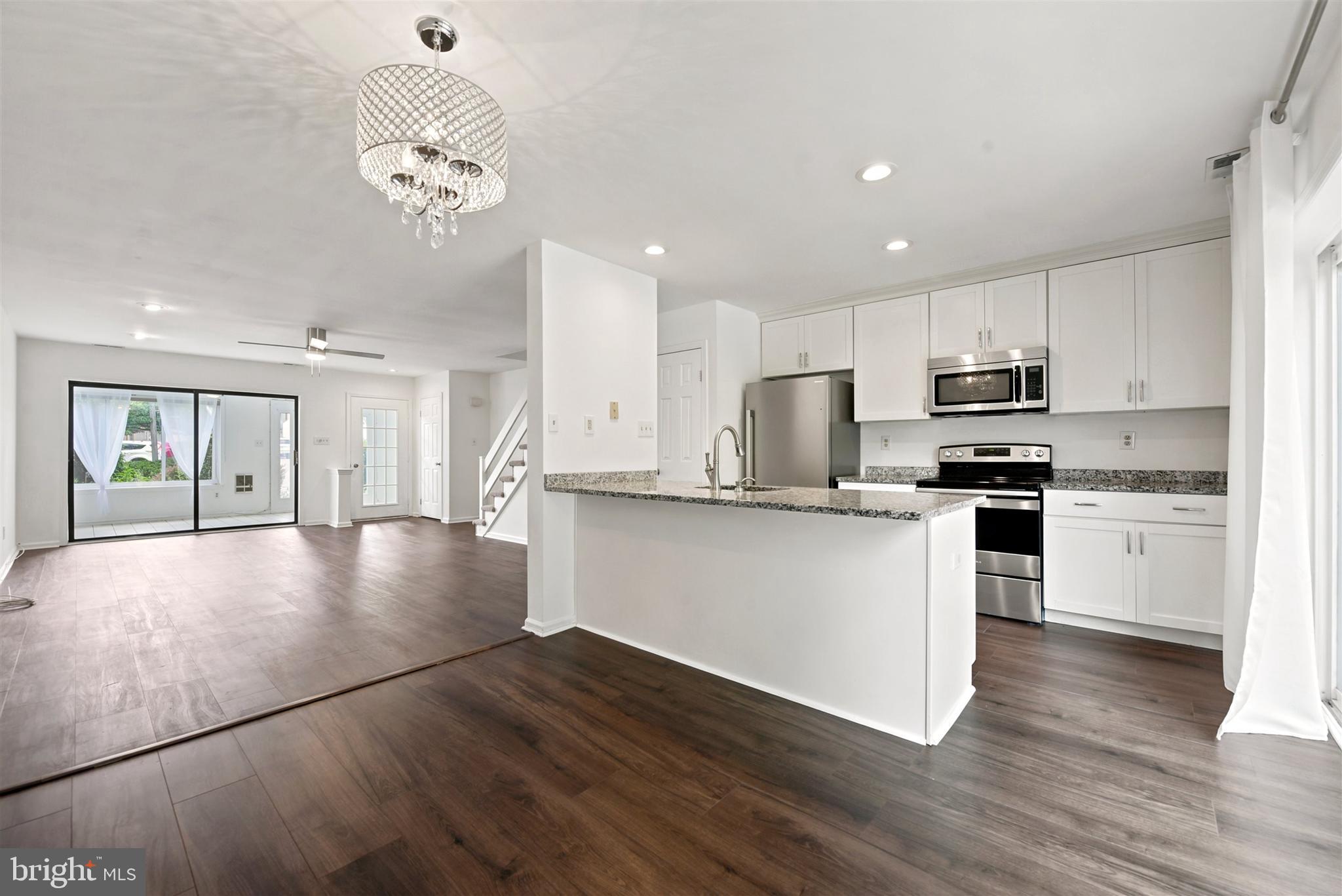 LANDMARK - Residential