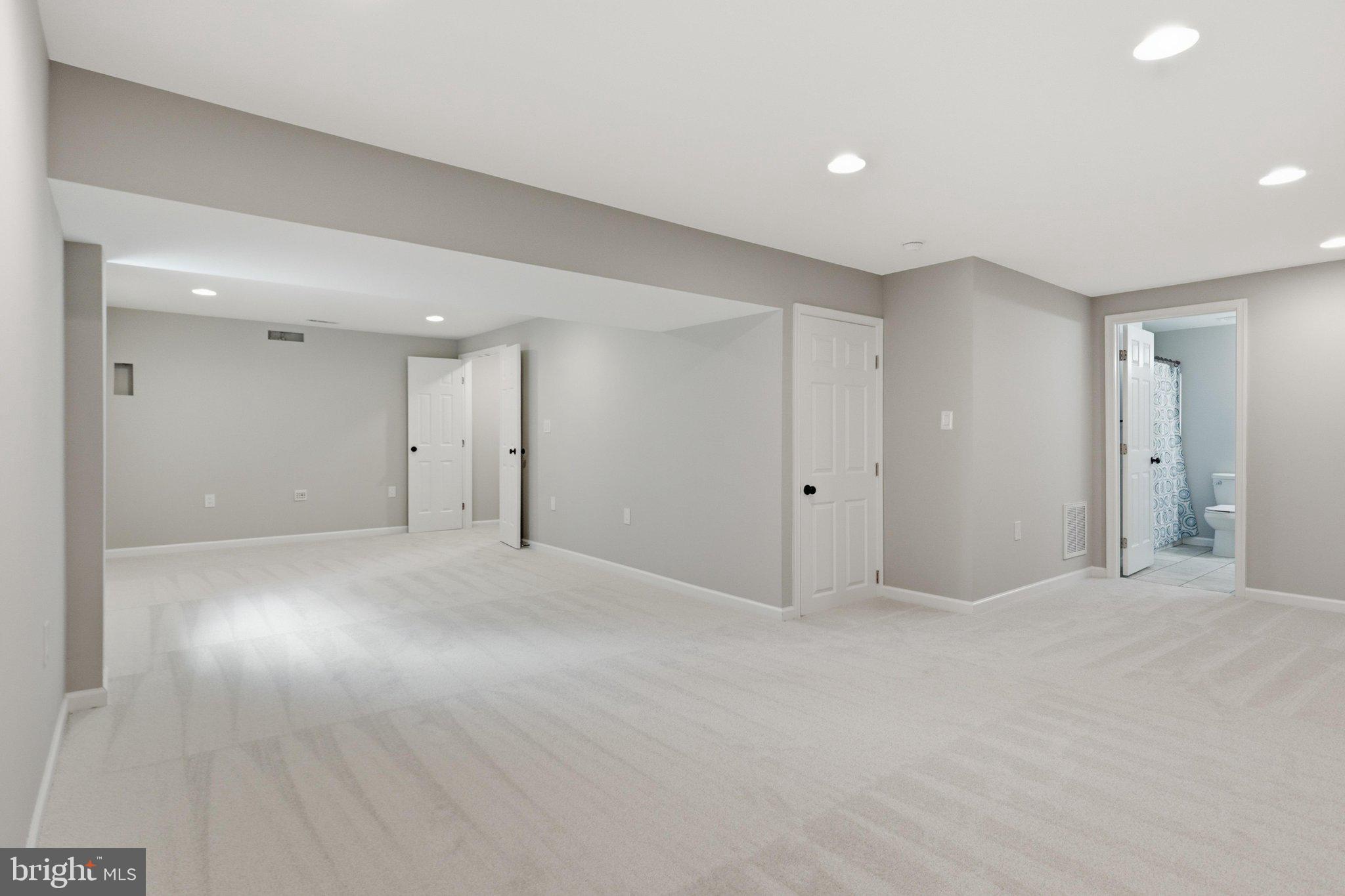ARMFIELD FARMS - Residential