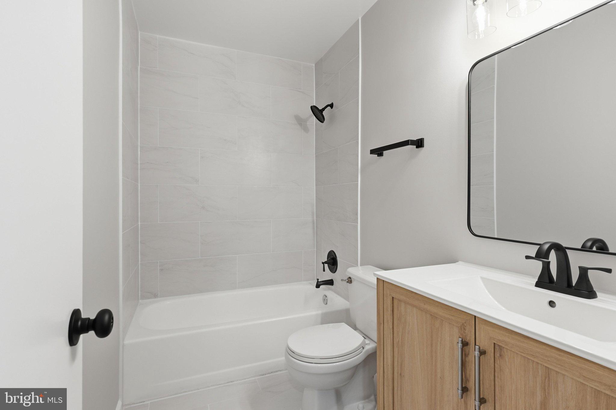 ARMFIELD FARMS - Residential
