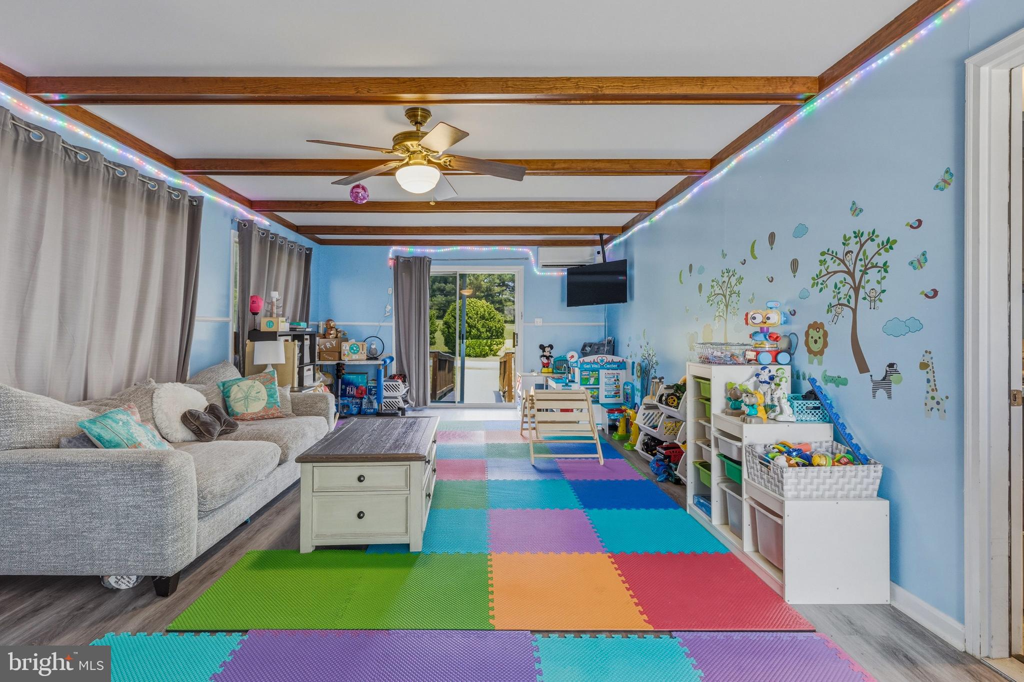 LAZY RIVER ESTATES - Residential