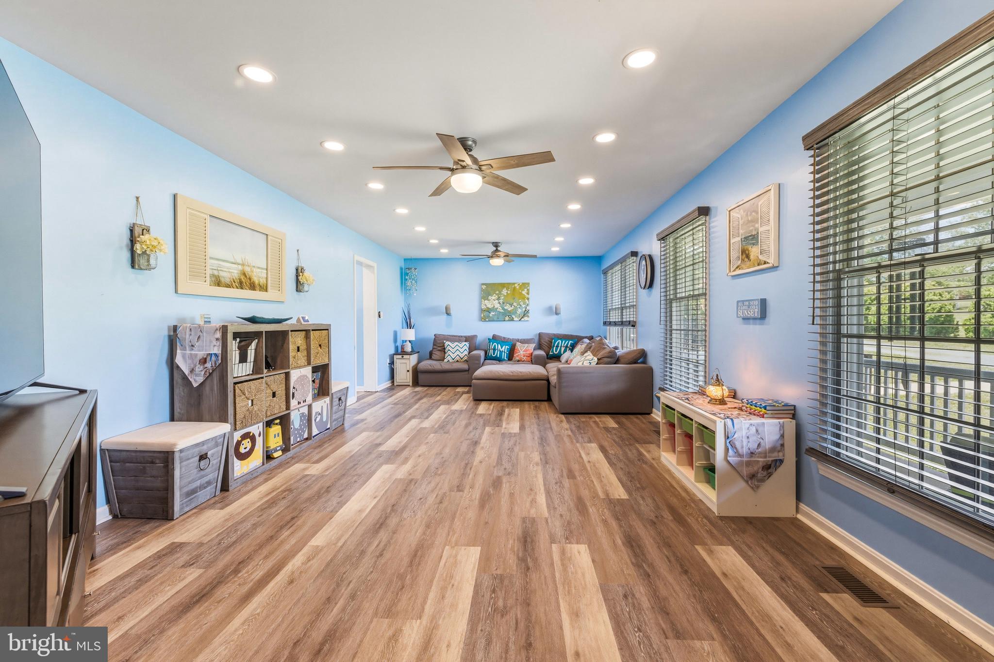 LAZY RIVER ESTATES - Residential