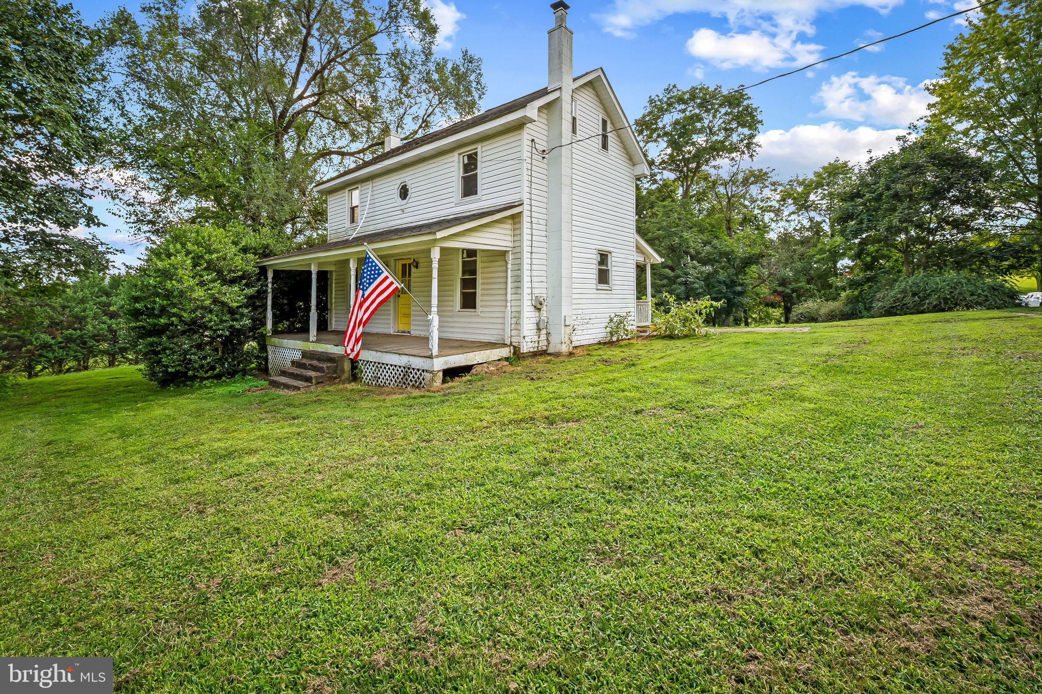 MADONNA MEADOWS - Residential