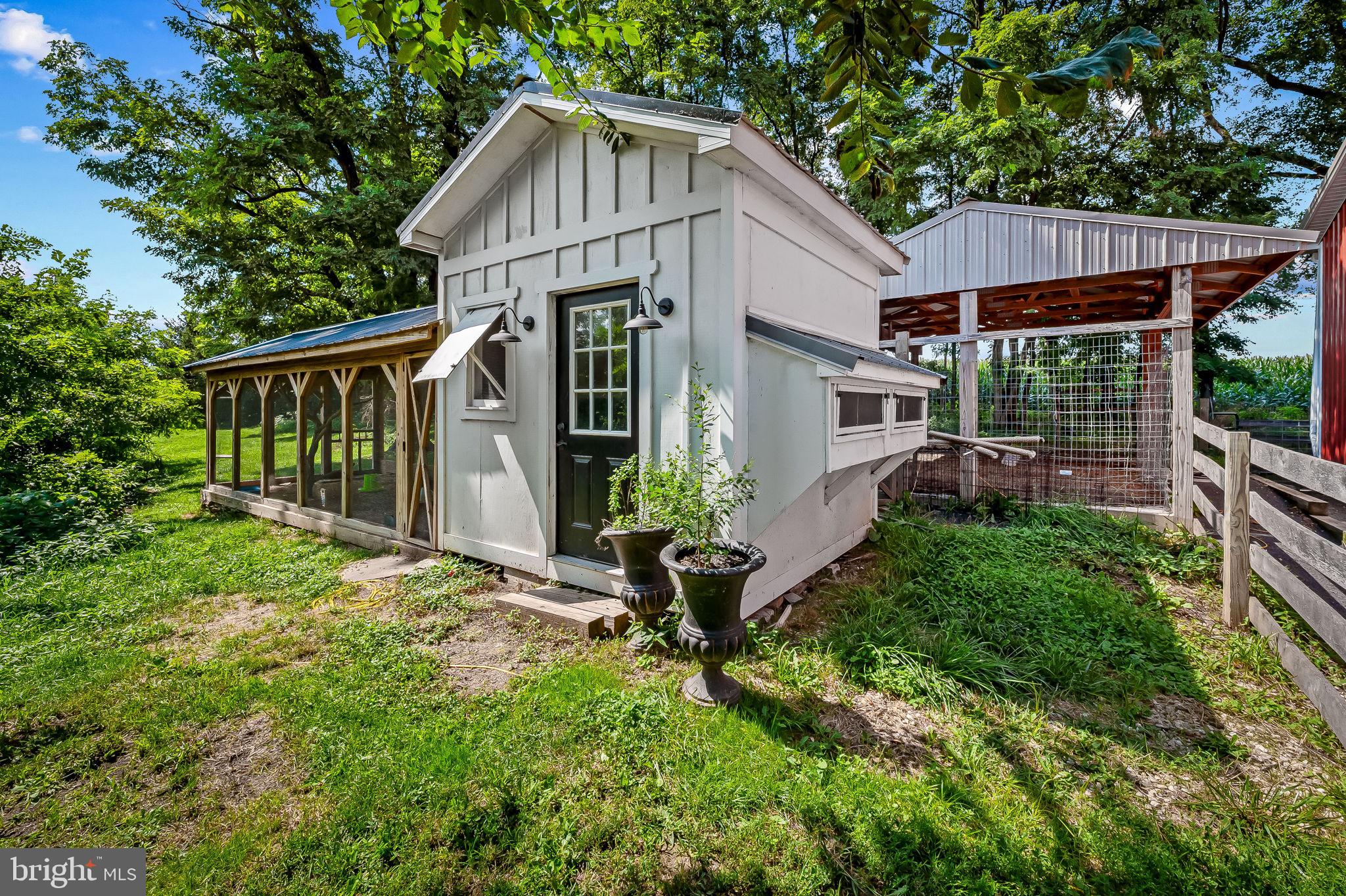 MADONNA MEADOWS - Residential