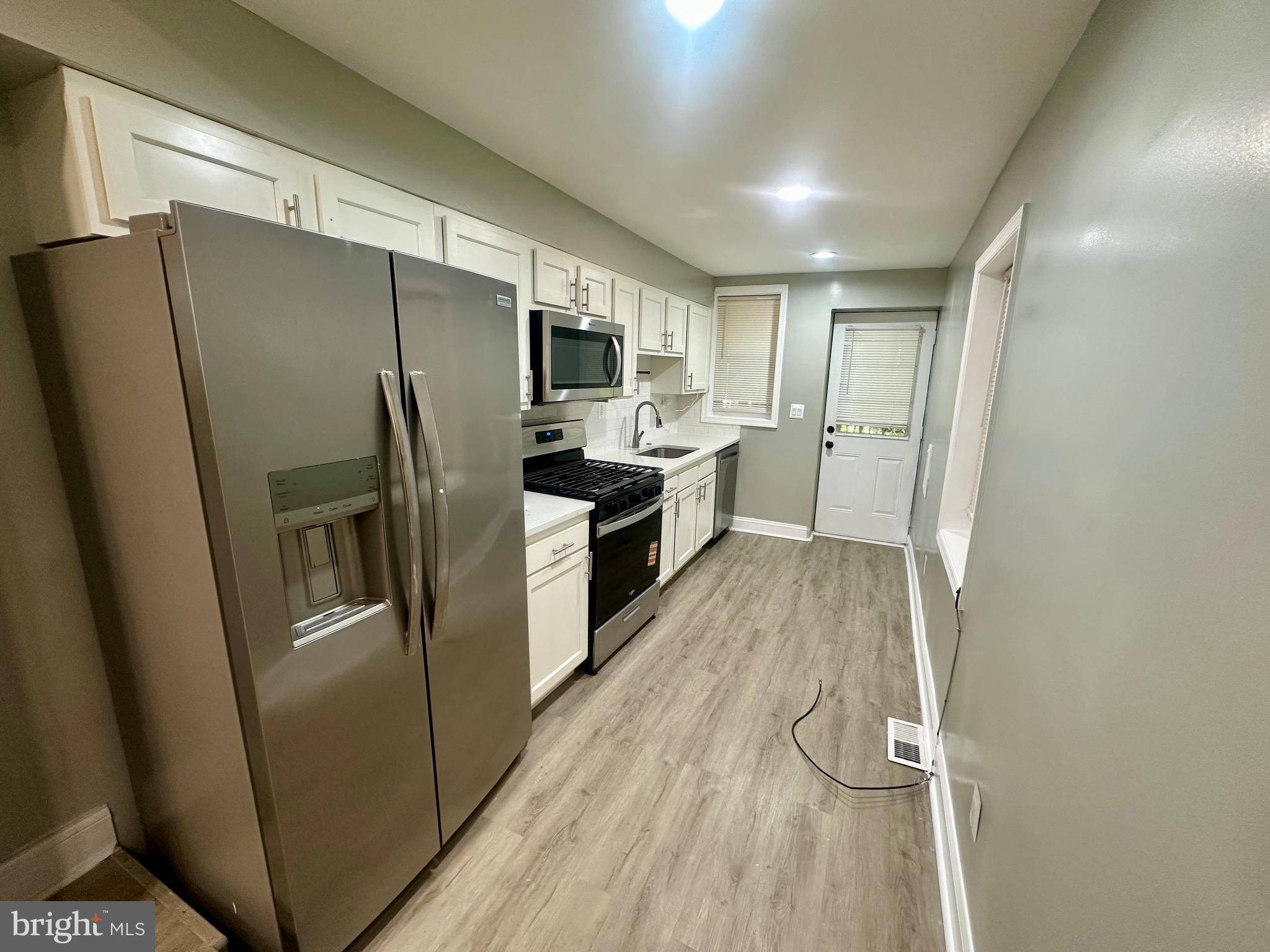 BOOTH-BOYD - Residential