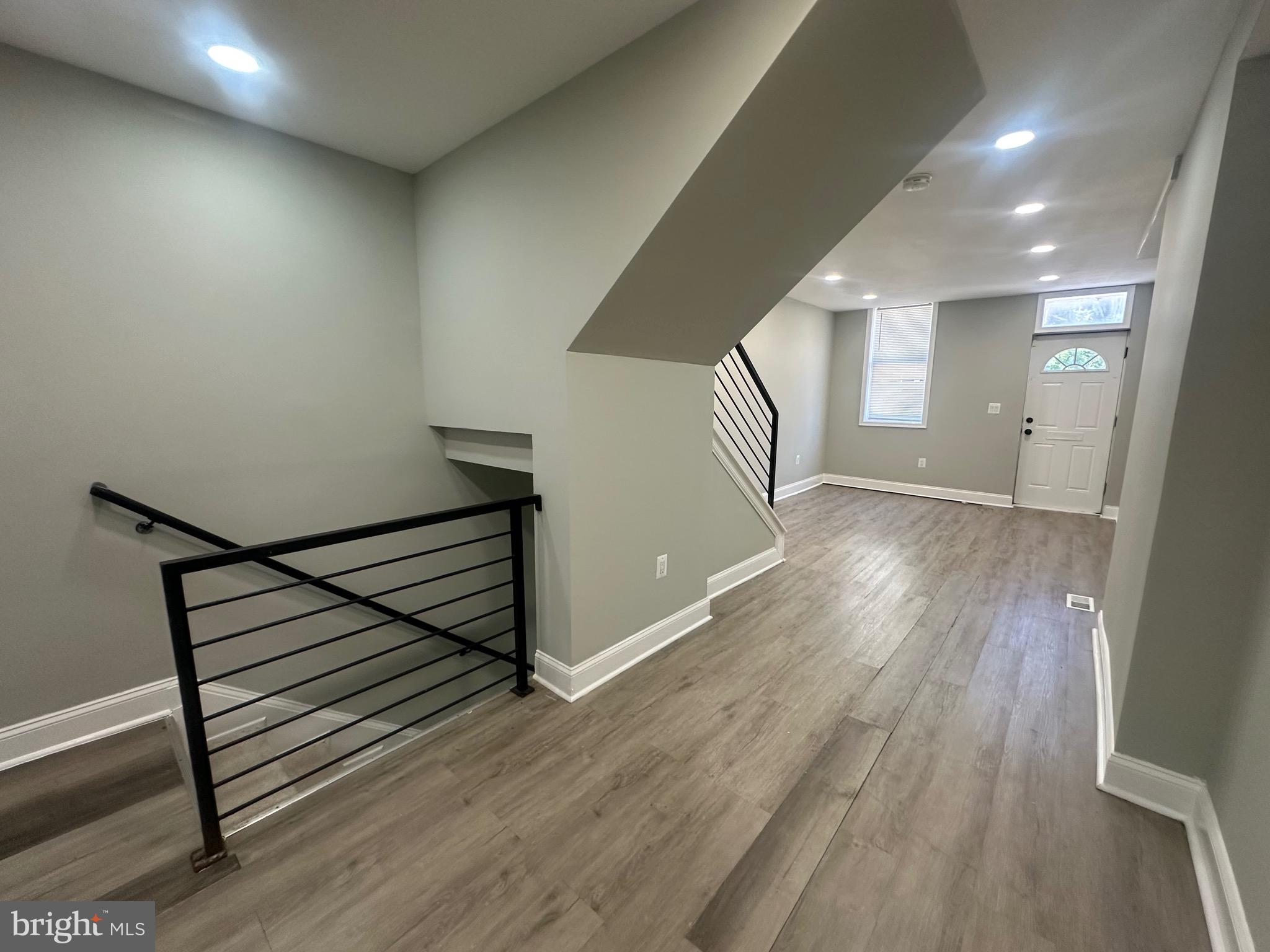 BOOTH-BOYD - Residential