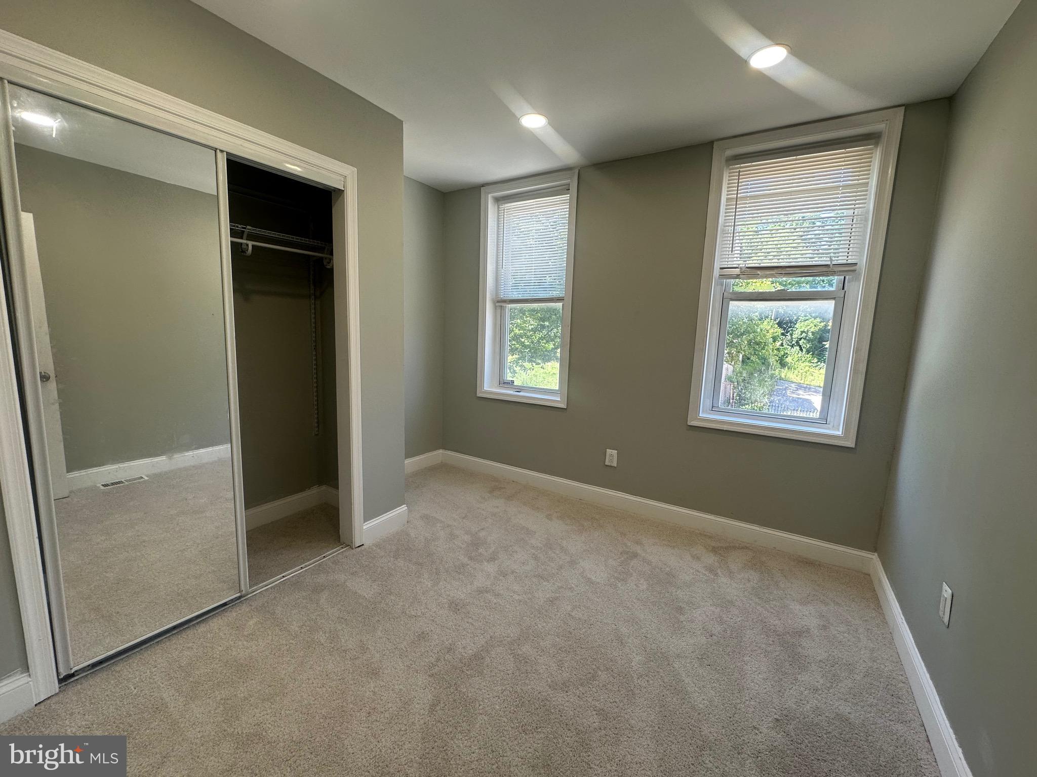 BOOTH-BOYD - Residential