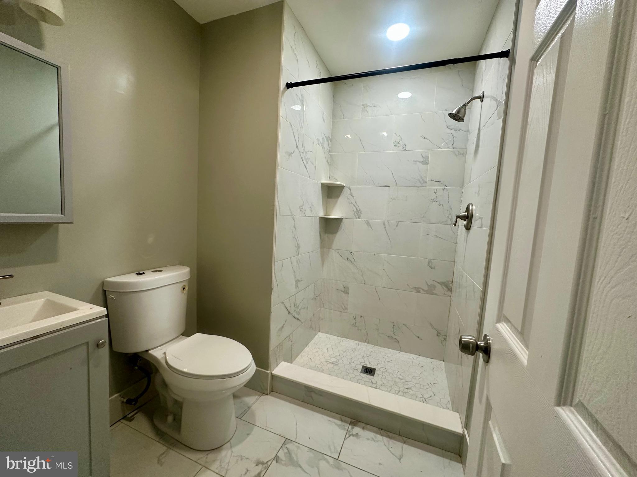 BOOTH-BOYD - Residential