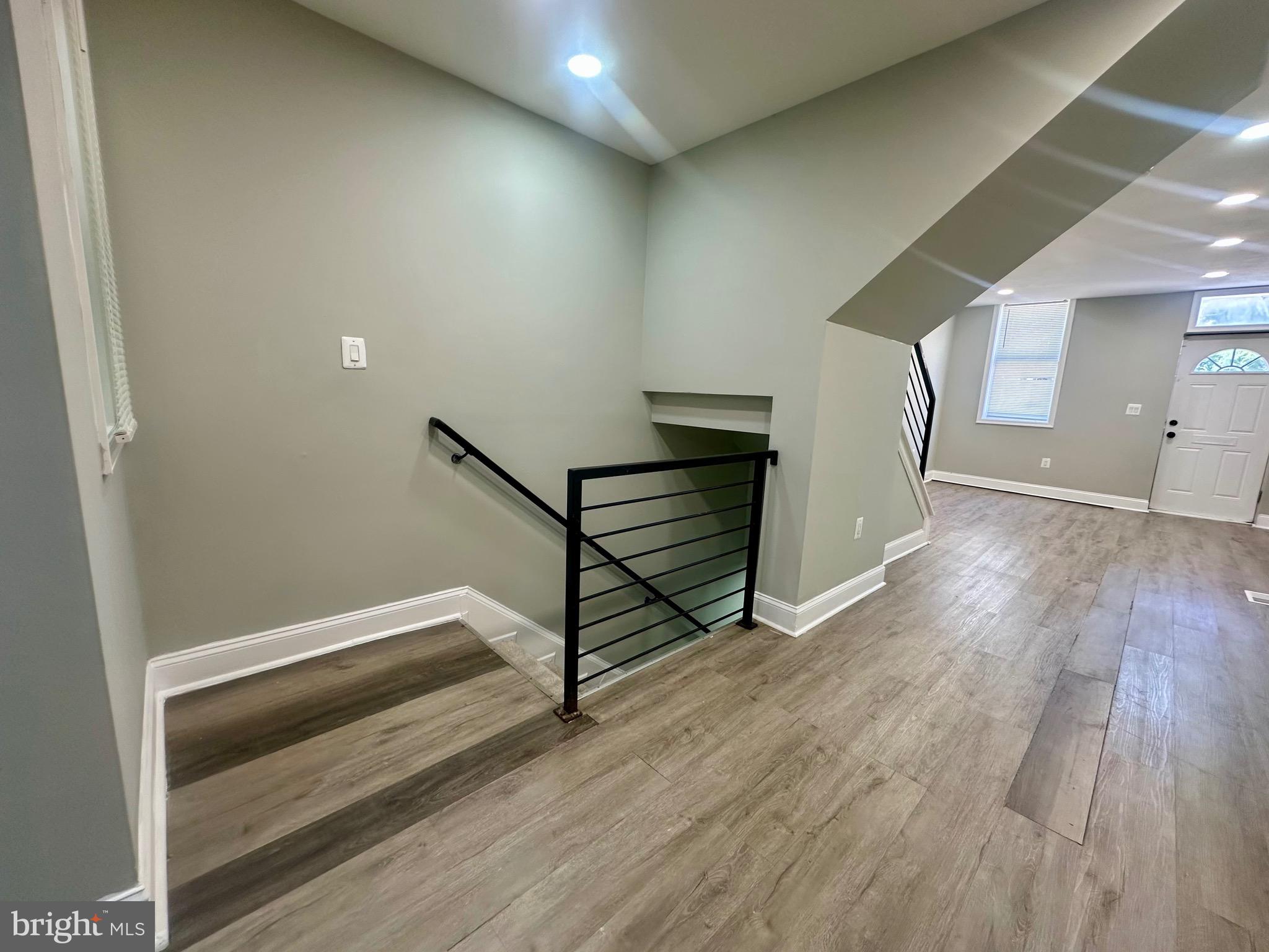 BOOTH-BOYD - Residential