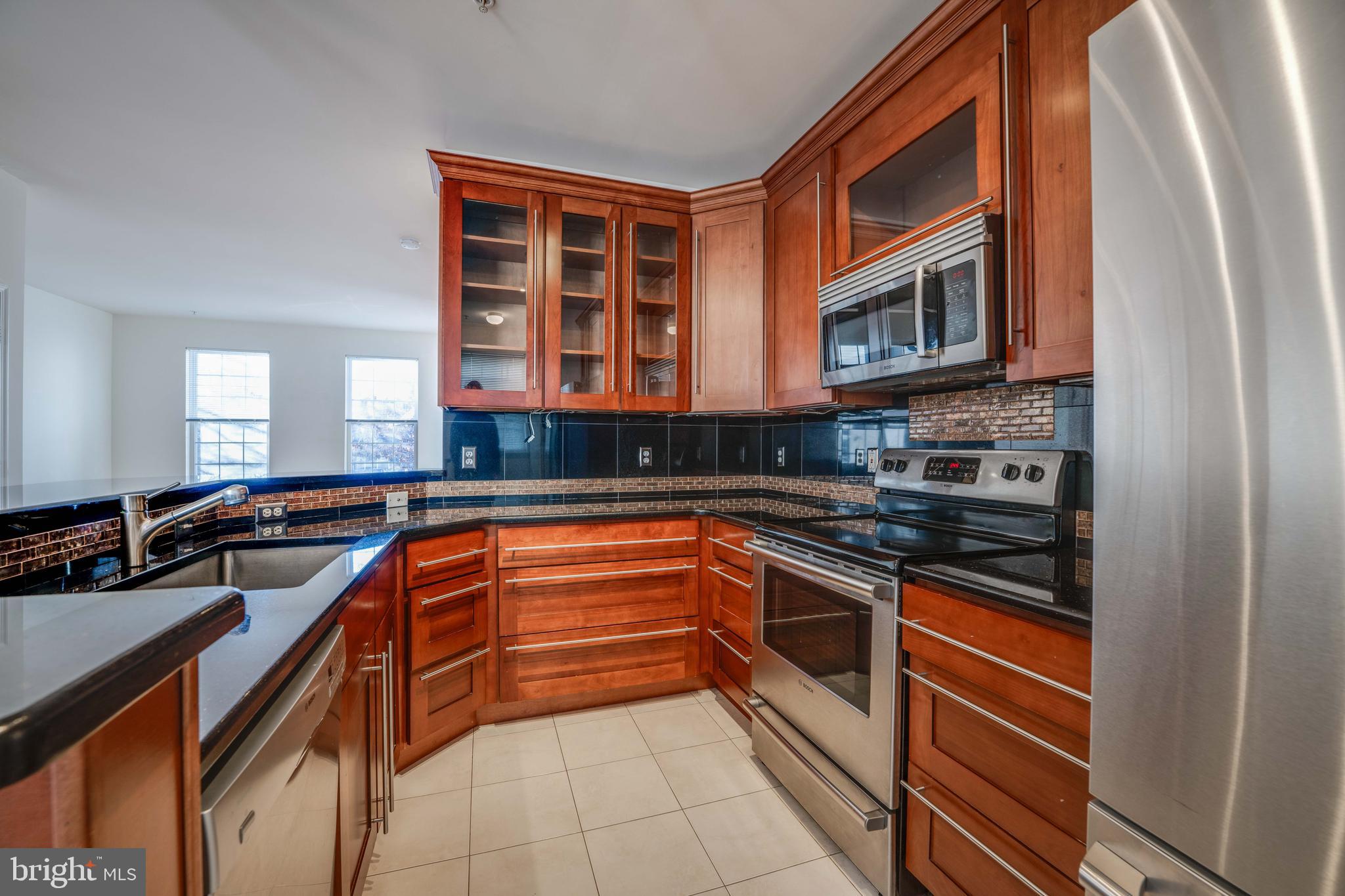 HIGH VIEW AT HUNT VALLEY - Residential Lease