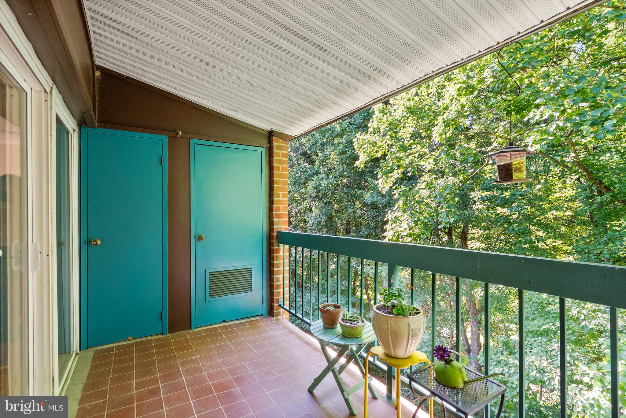 HUNTERS WOODS VILLAGE - Residential