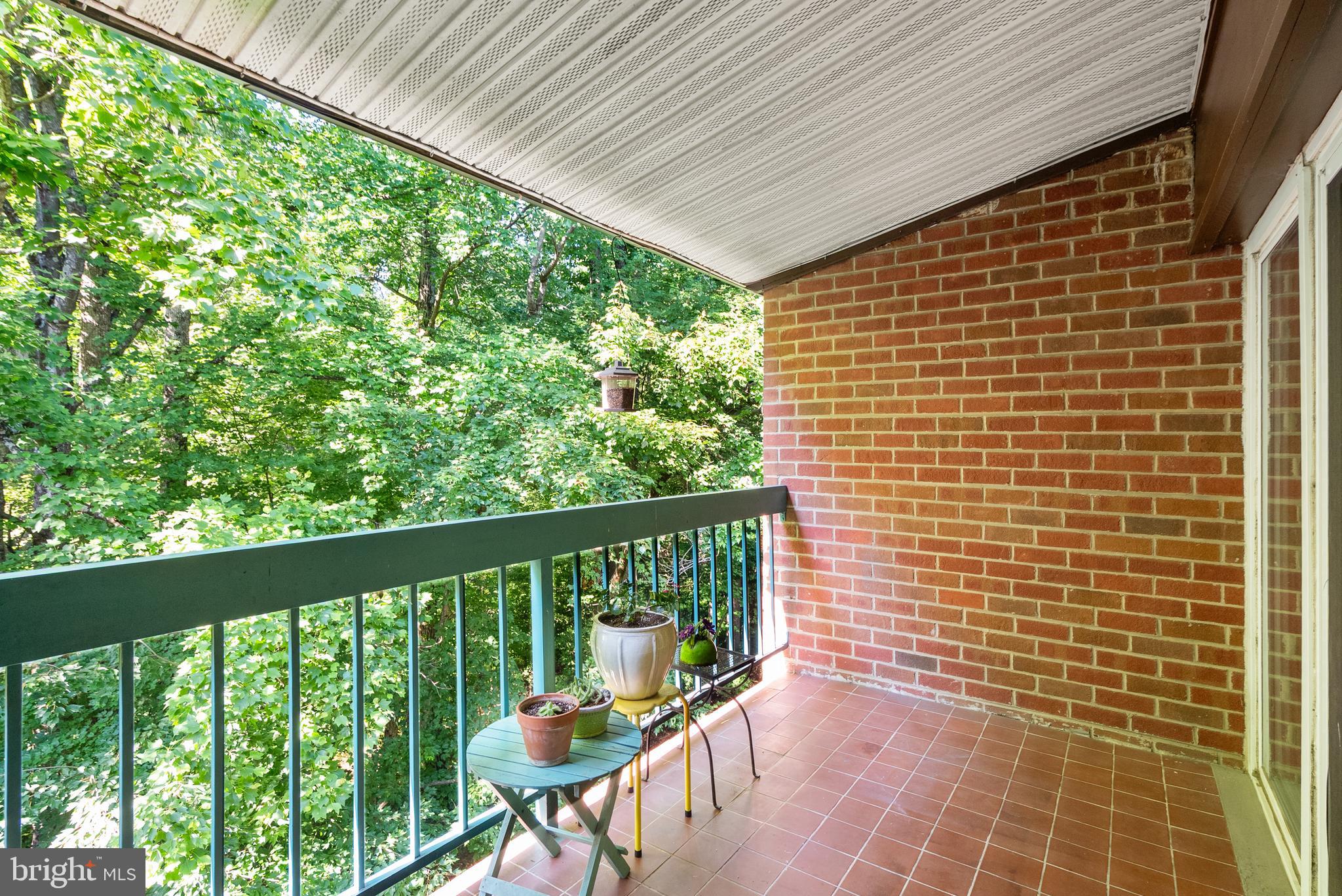 HUNTERS WOODS VILLAGE - Residential
