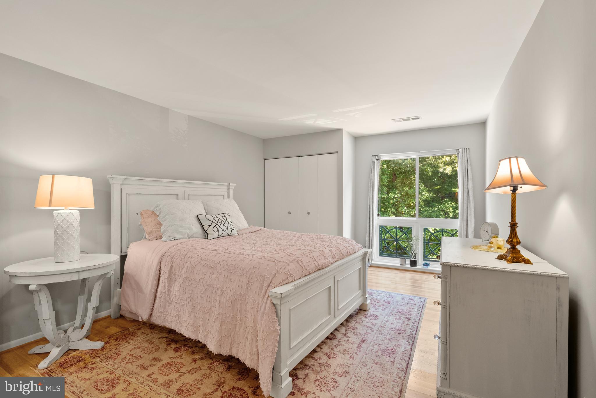 HUNTERS WOODS VILLAGE - Residential