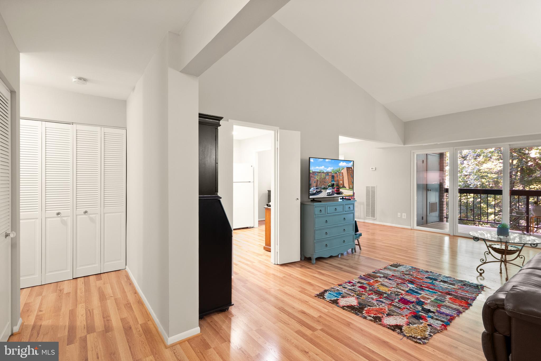 HUNTERS WOODS VILLAGE - Residential