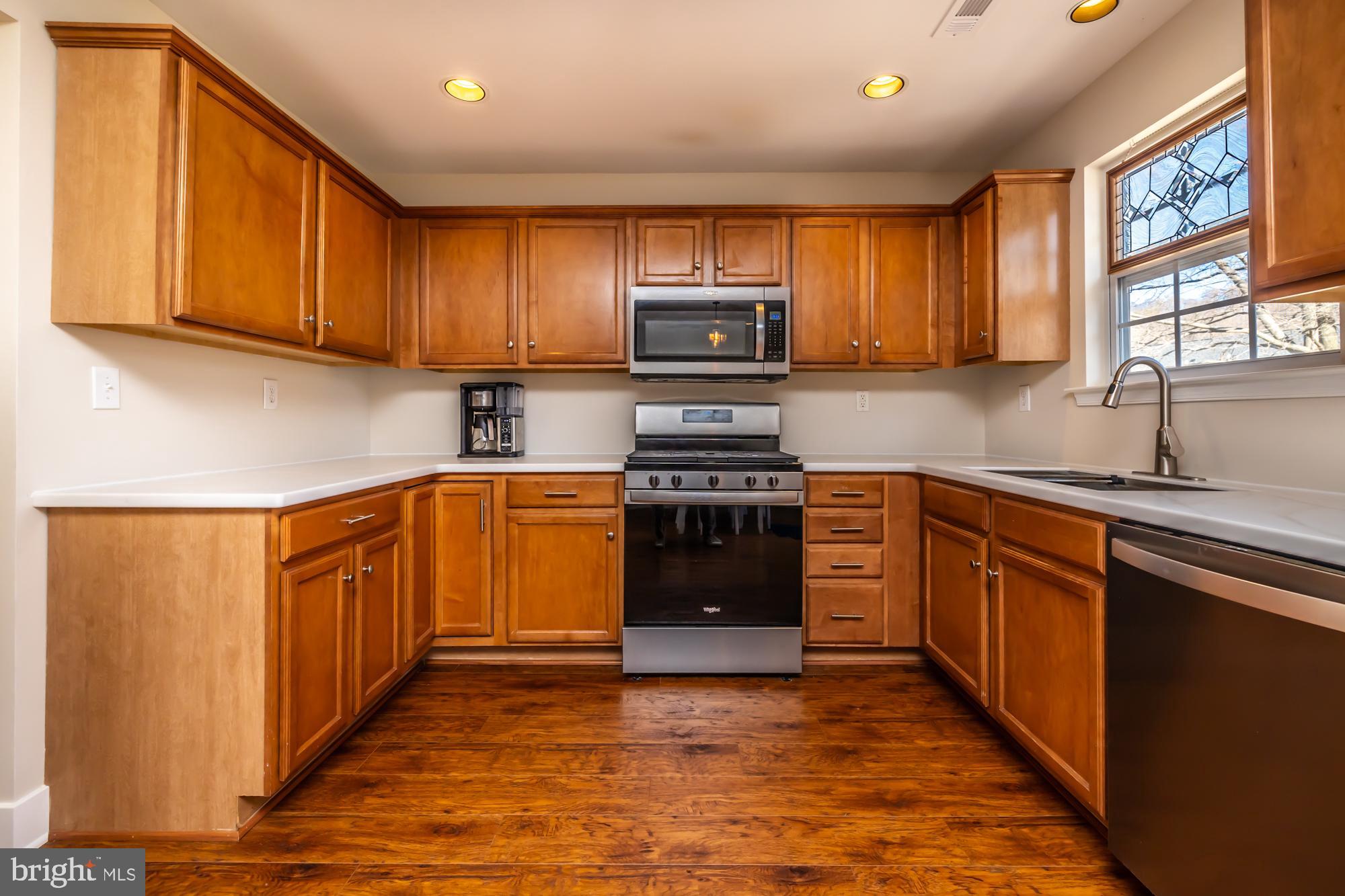 LINKS AT THORNDALE - Residential Lease
