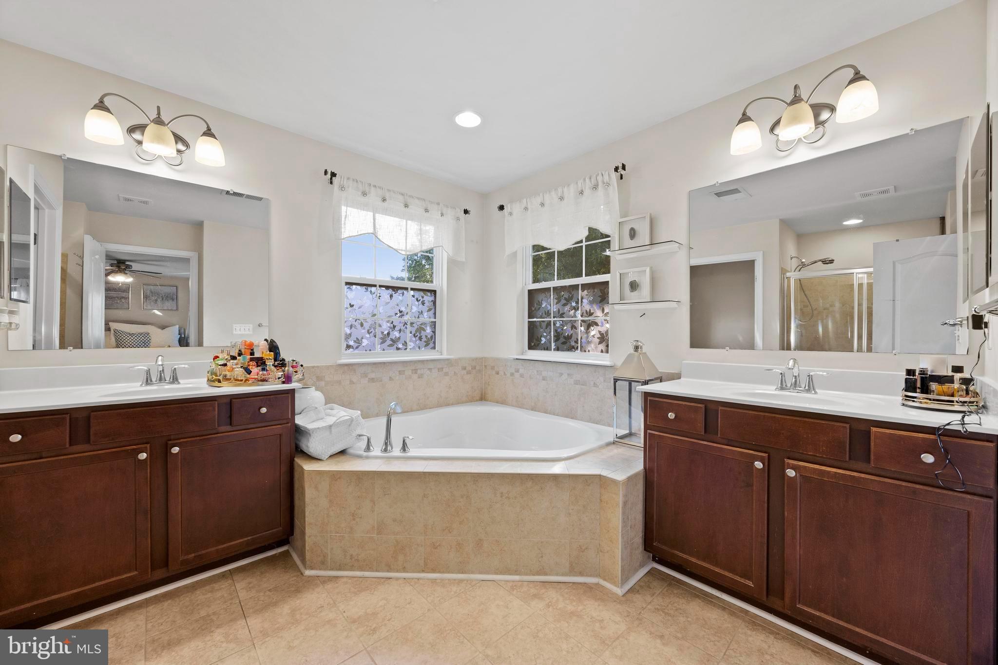 TANYARD SPRINGS - Residential