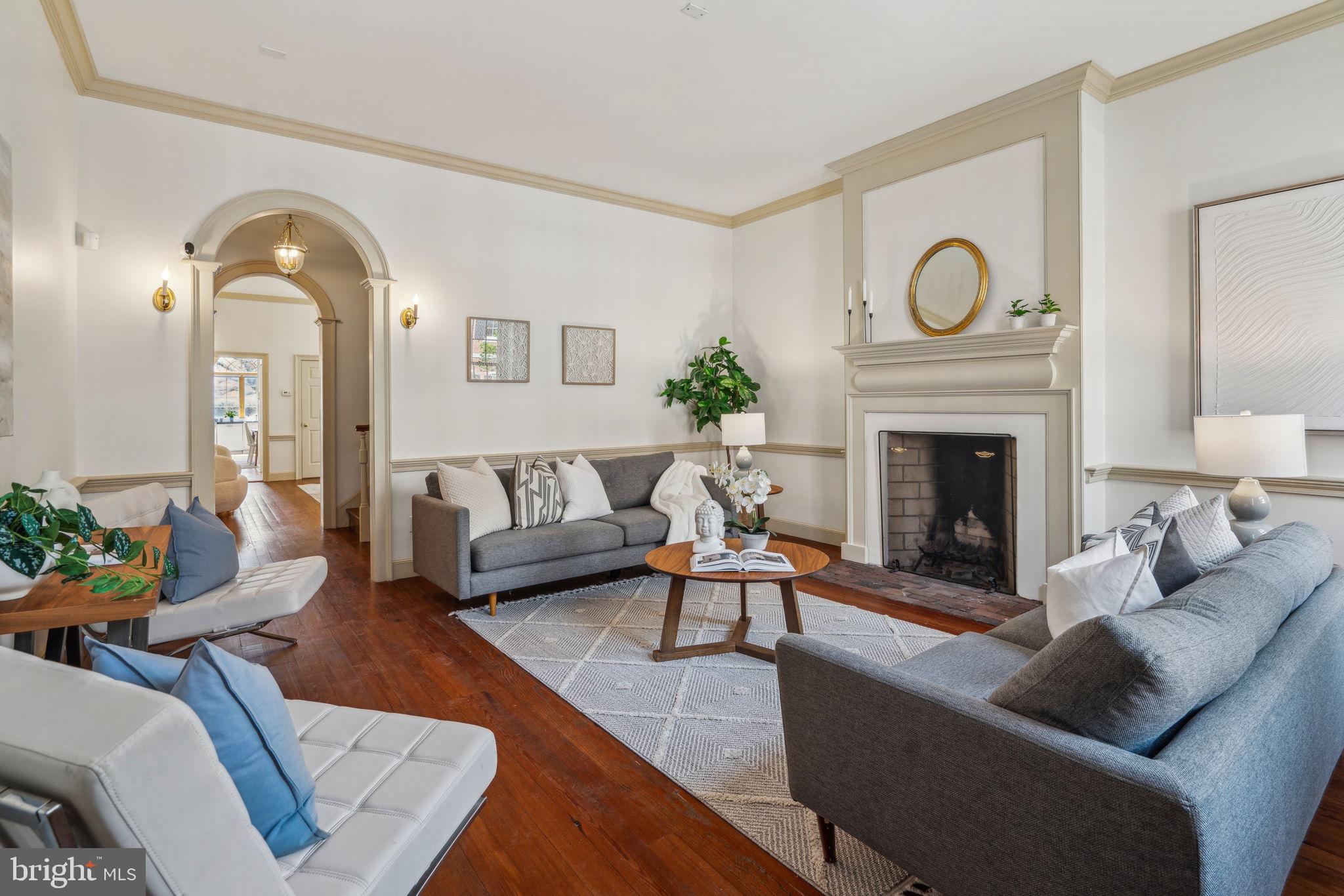 SOCIETY HILL - Residential