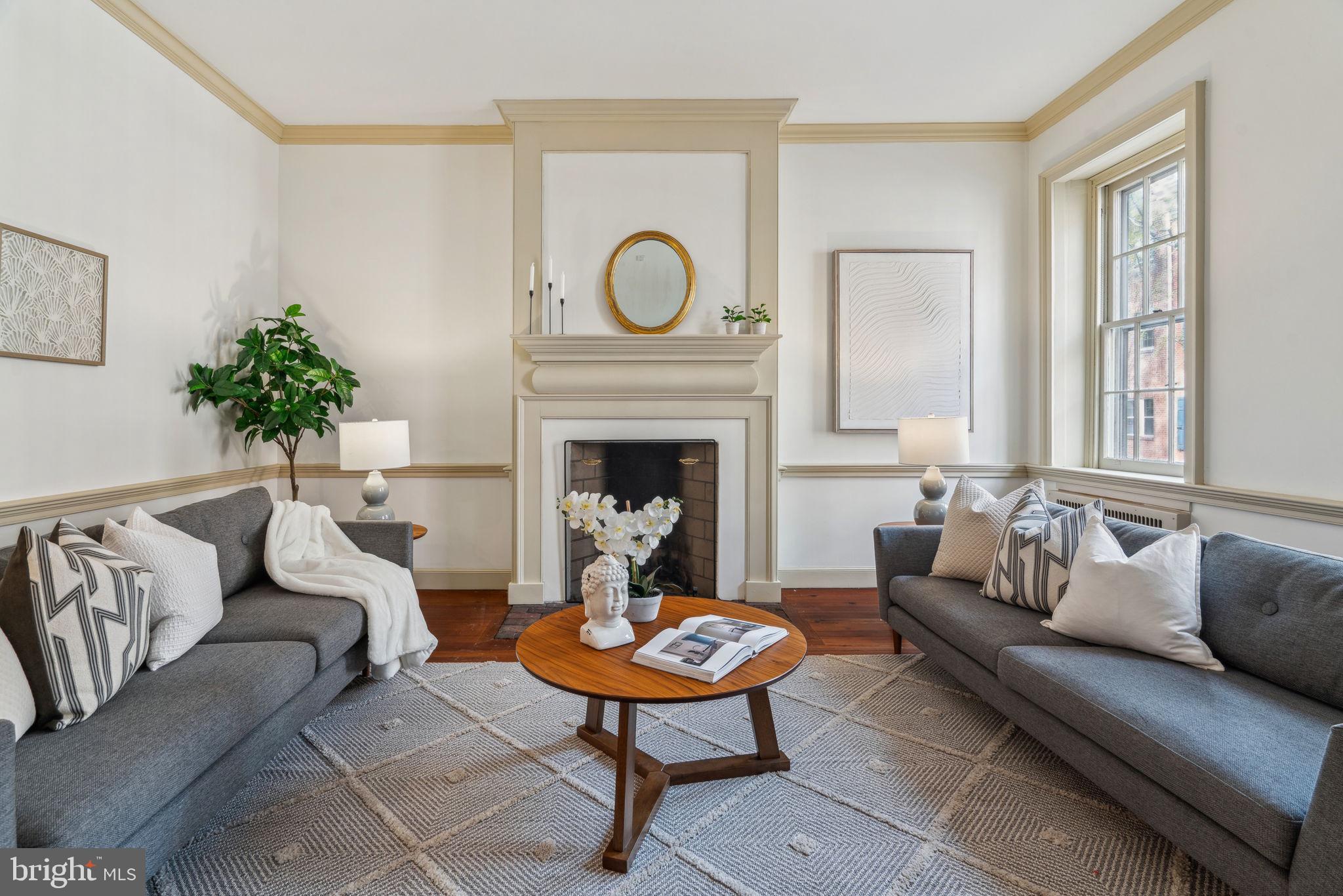 SOCIETY HILL - Residential