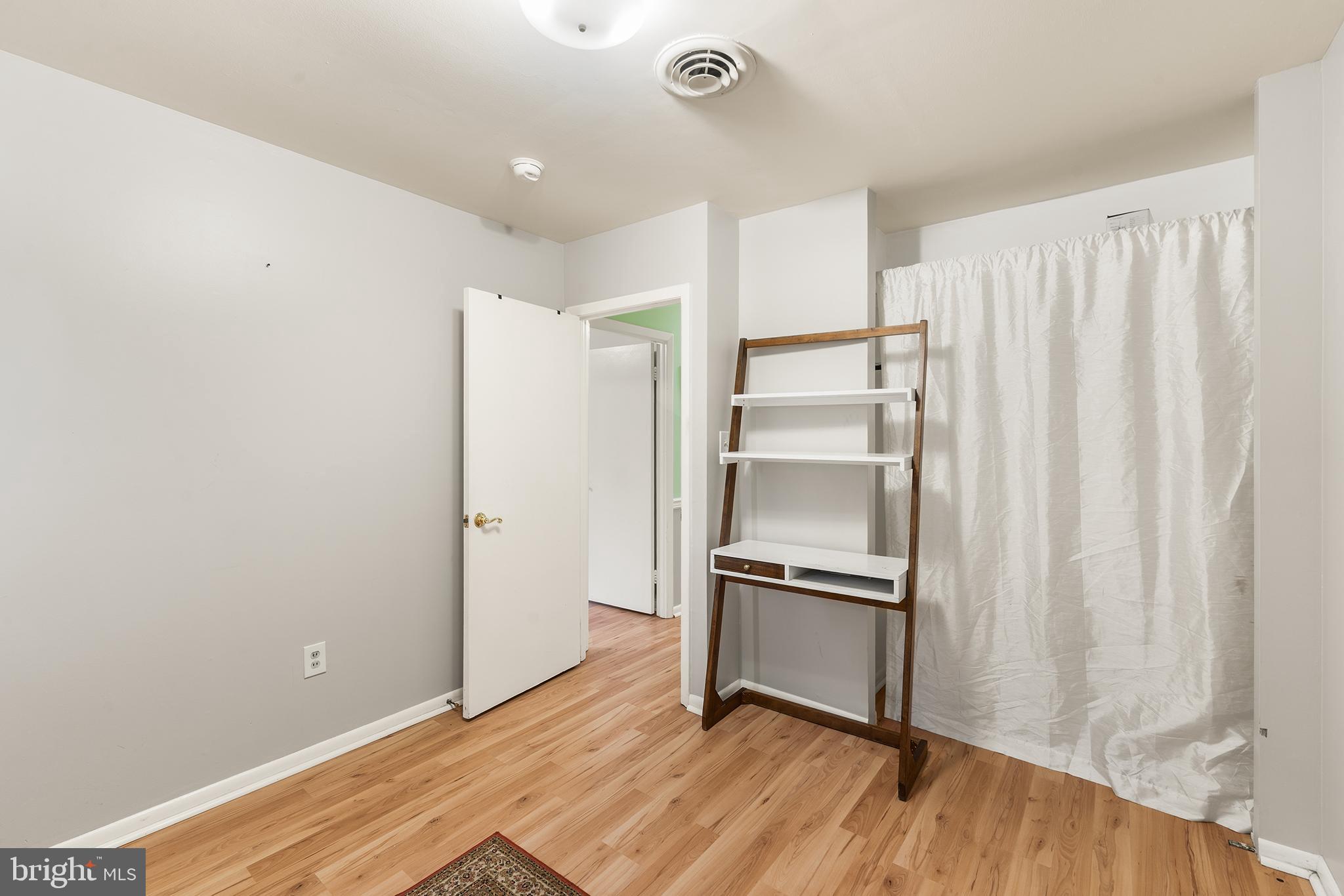 WESTVIEW PARK - Residential