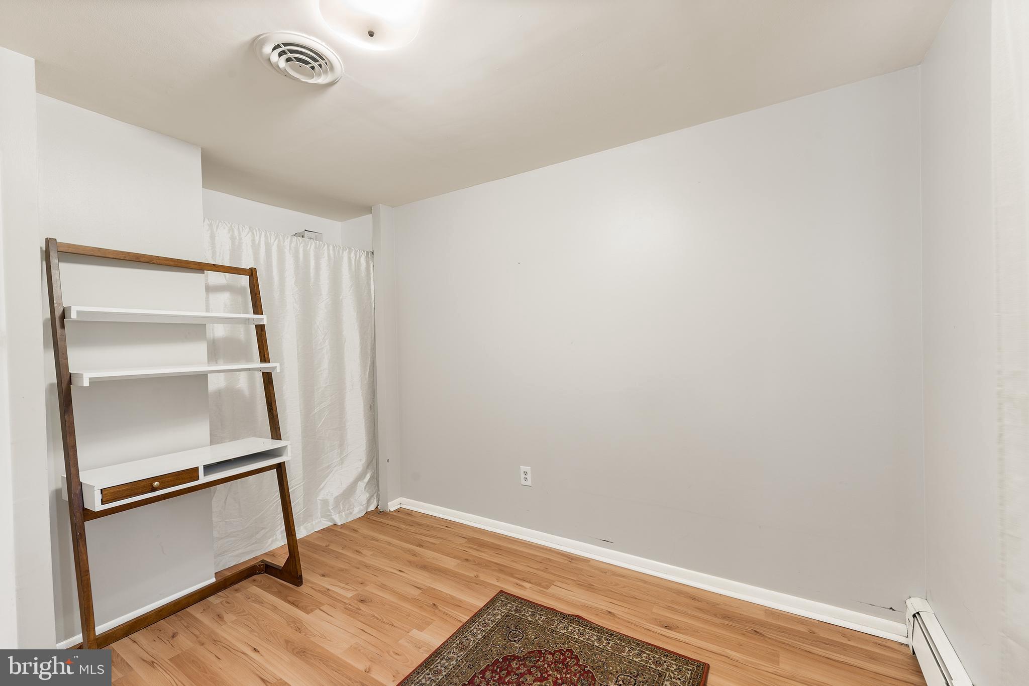 WESTVIEW PARK - Residential