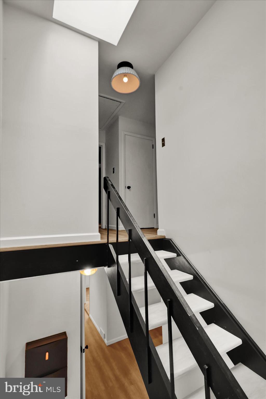 FLYING HILLS - Residential