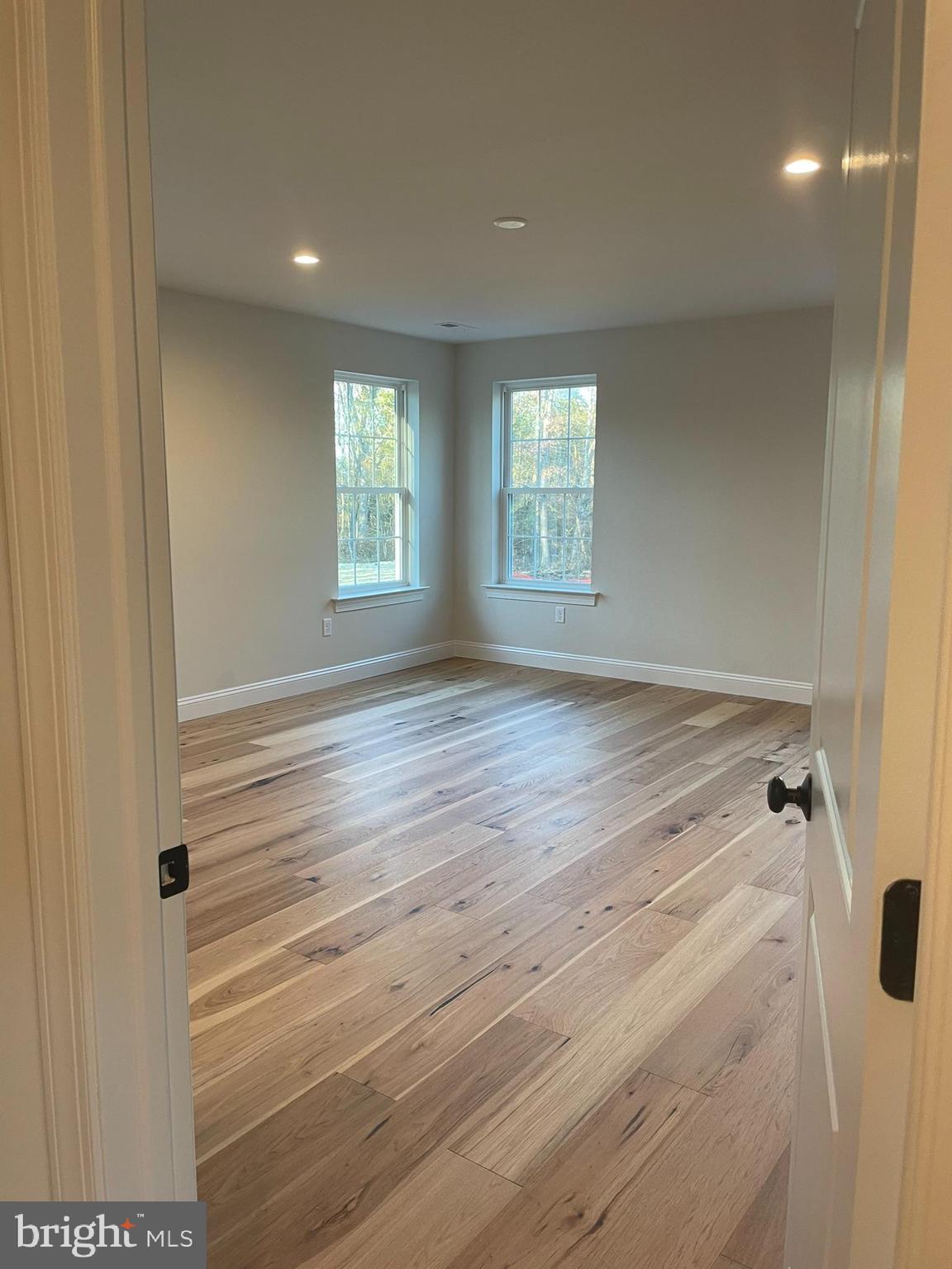 NON AVAILABLE - Residential
