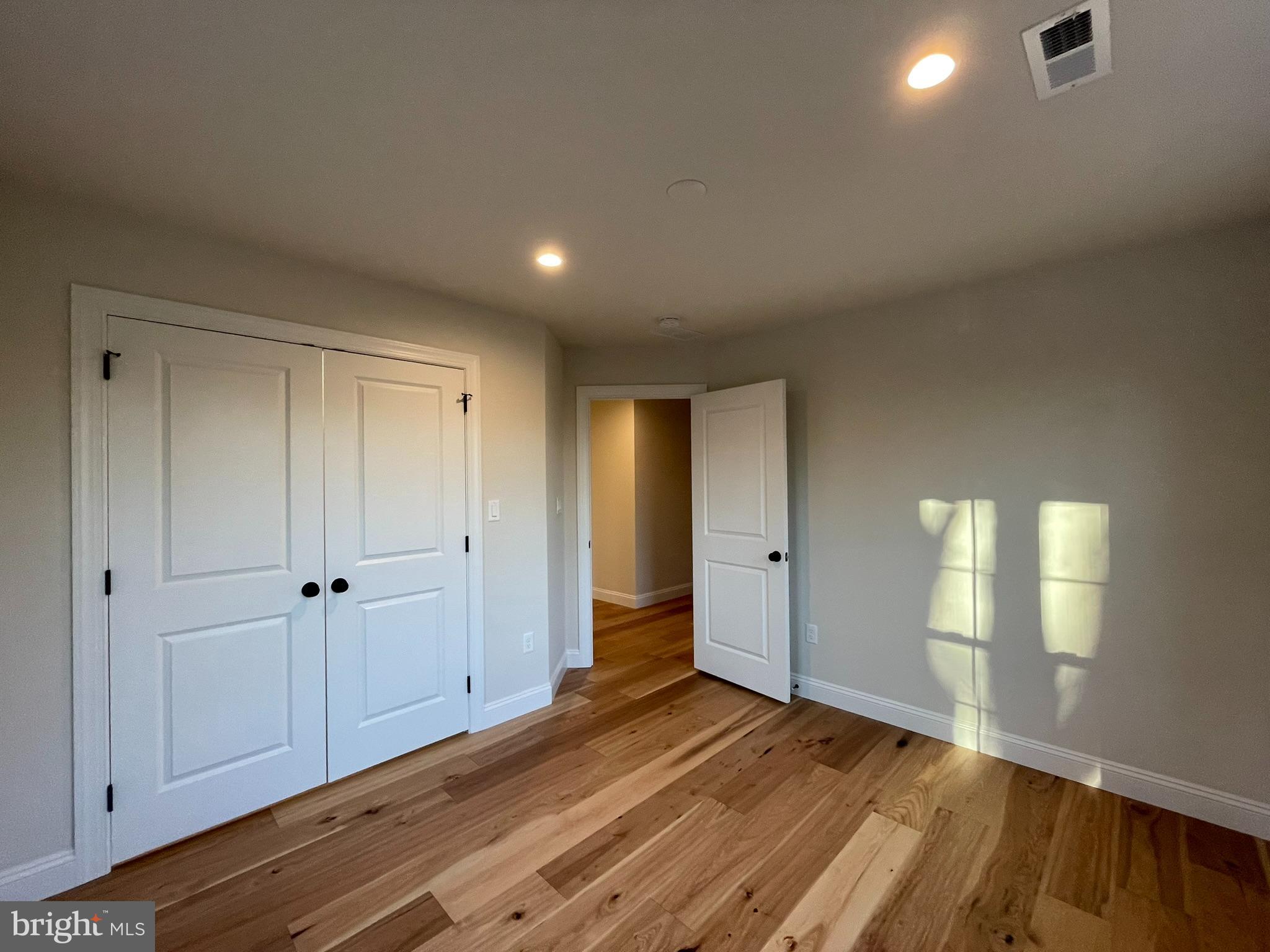 NON AVAILABLE - Residential