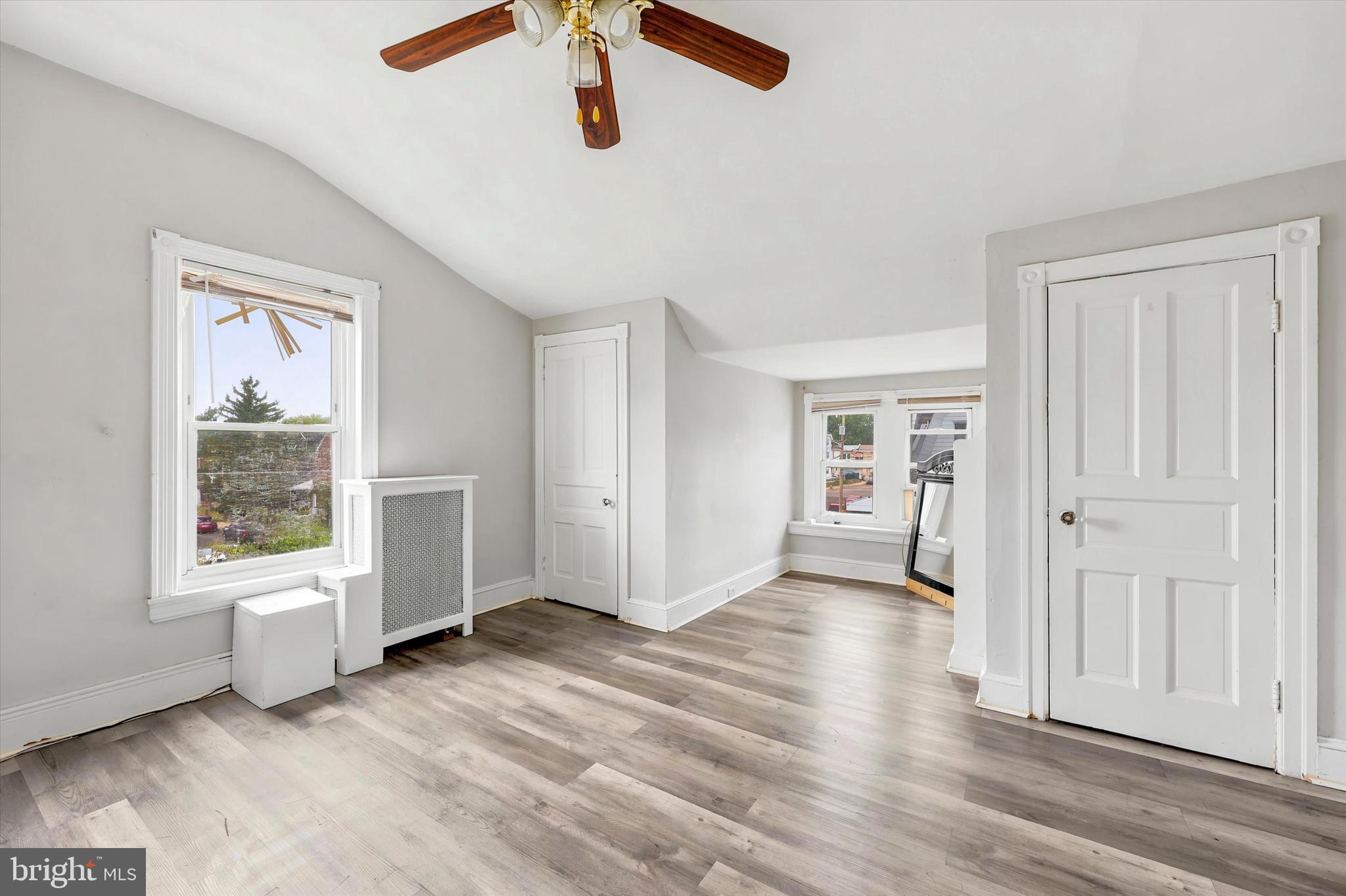 FRANKFORD - Residential Income