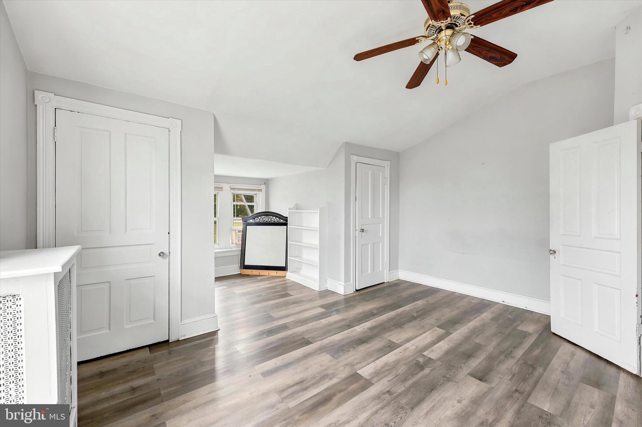 FRANKFORD - Residential Income