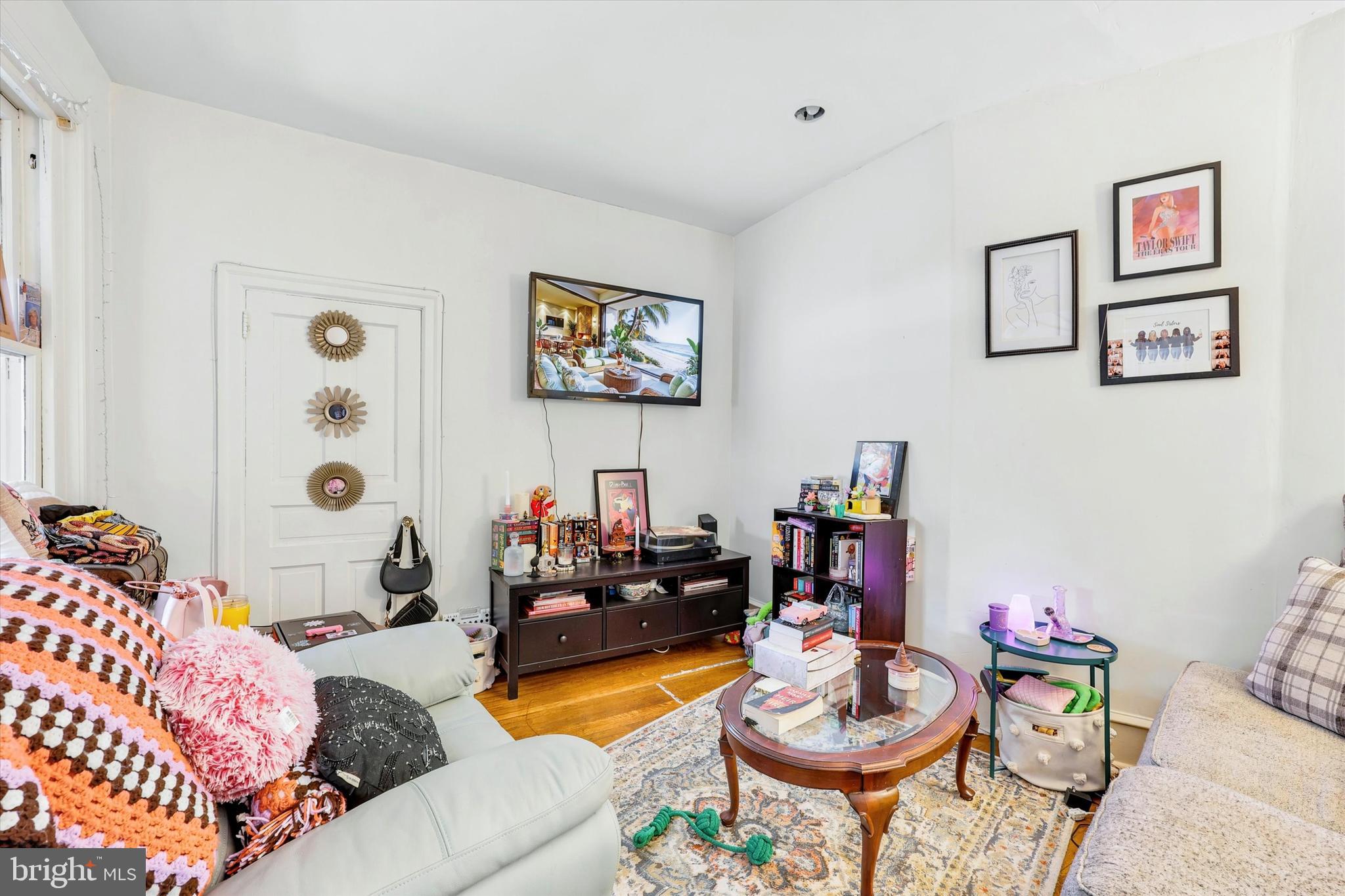 FRANKFORD - Residential Income