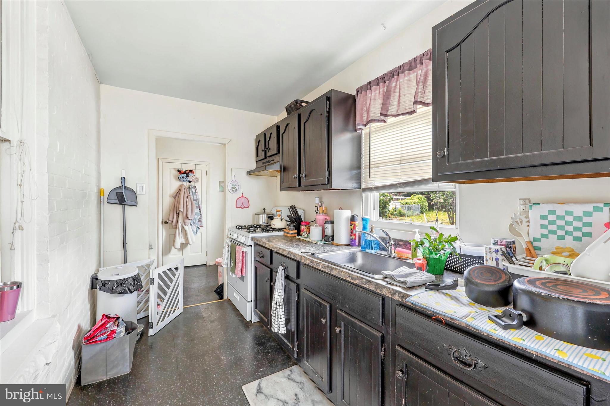 FRANKFORD - Residential Income