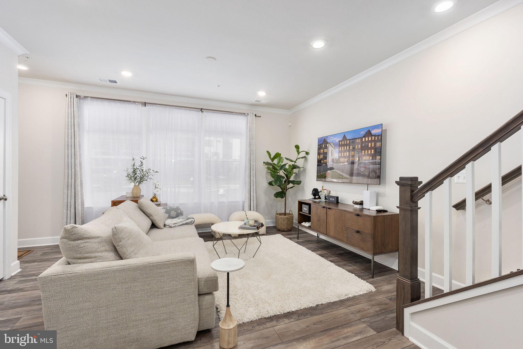 METRO WALK AT MOOREFIELD STATION - Residential
